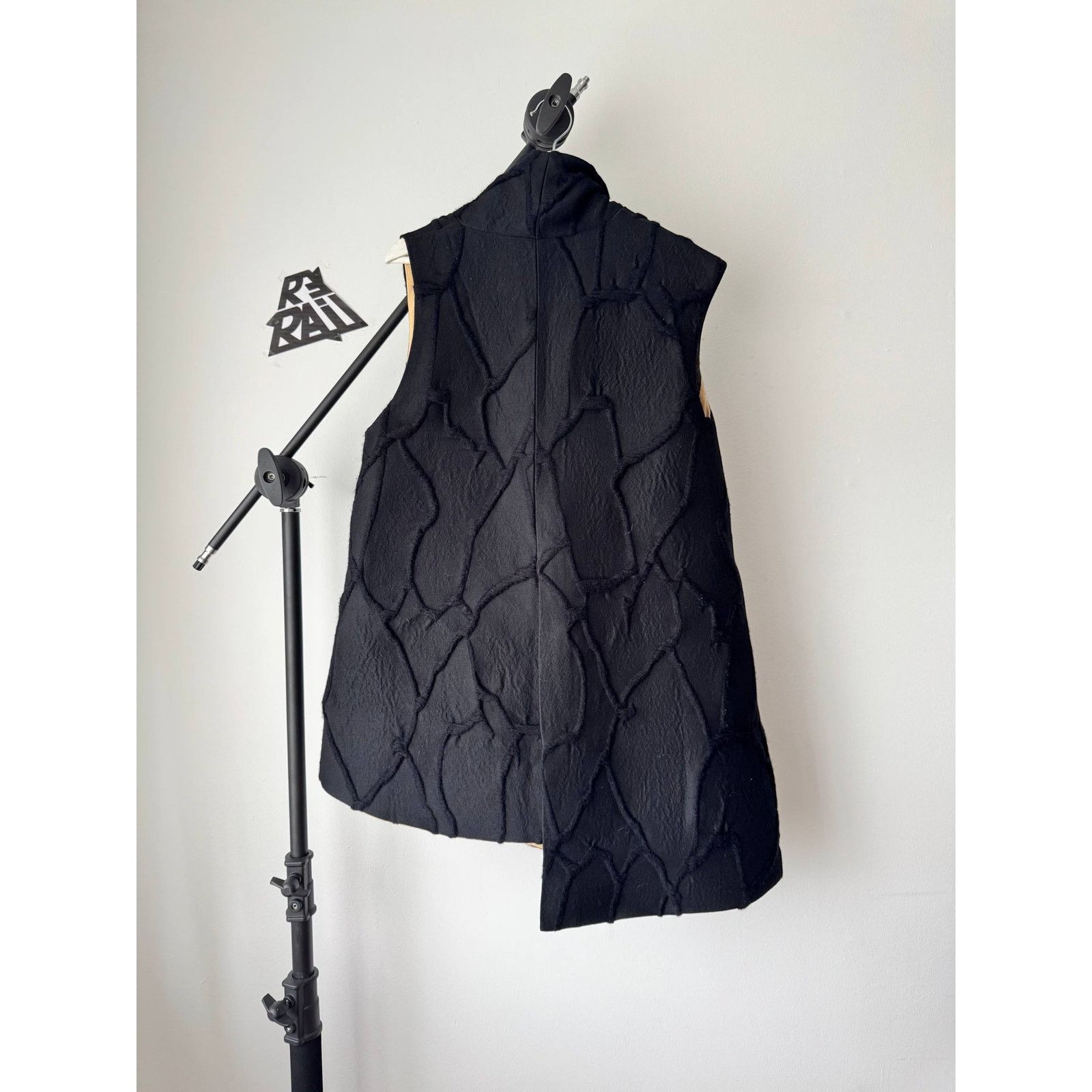 Uma Wang Uma Wang Textured Asymmetric Vest Black Italy Size L / US 10 / IT 46 - 2 Thumbnail