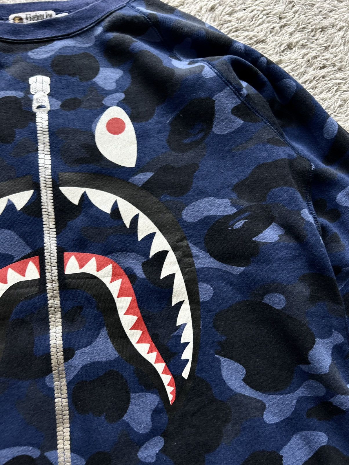 Bape 💥RARE💥 BAPE SHARK BLUE CAMO SWEATSHIRT Size US L / EU 52-54 / 3 - 3 Thumbnail