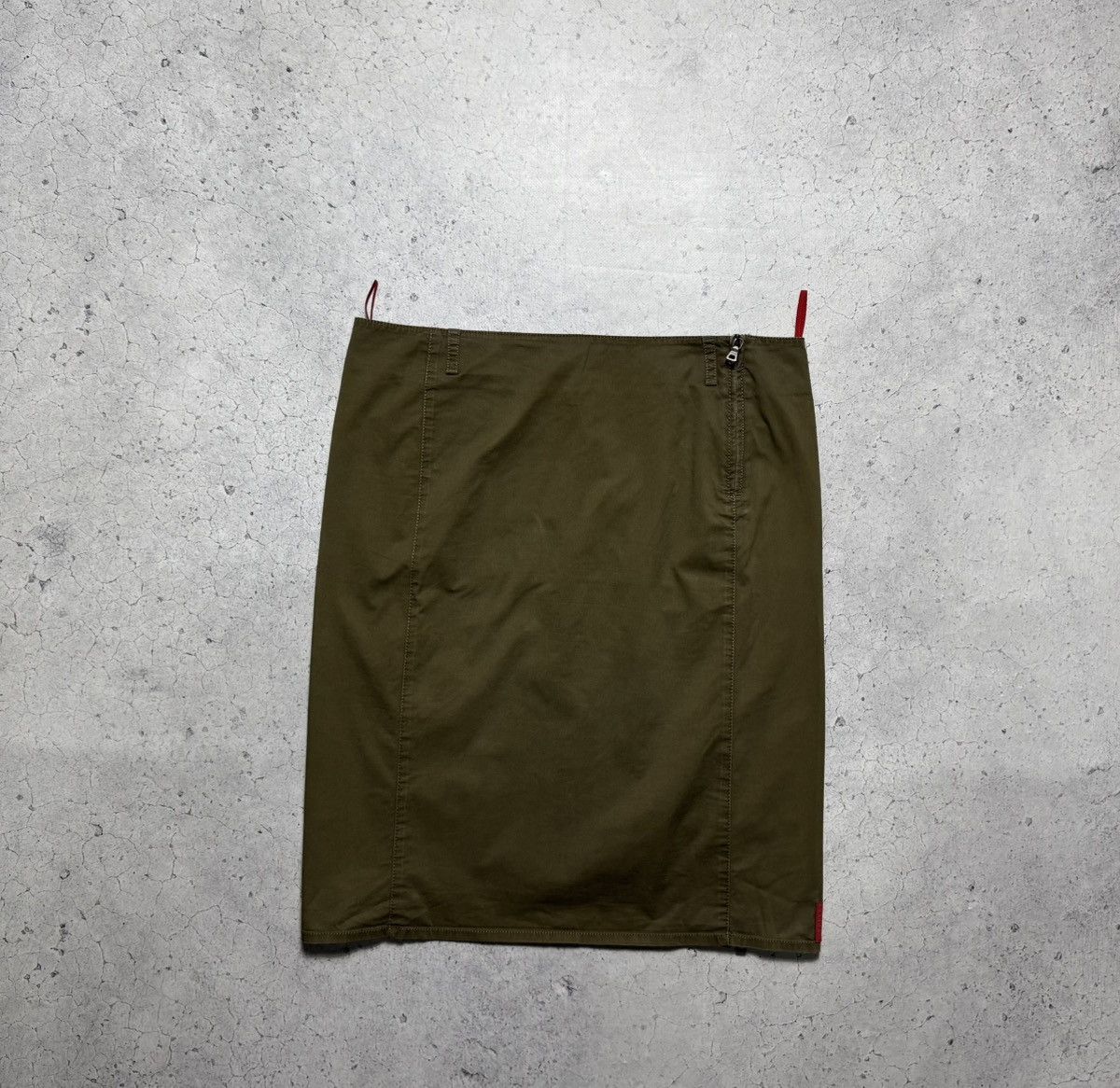 Prada Prada Red Tab Women’s Skirt Shorts Luxury Vintage Size 36" / US 14 / IT 50 - 1 Thumbnail