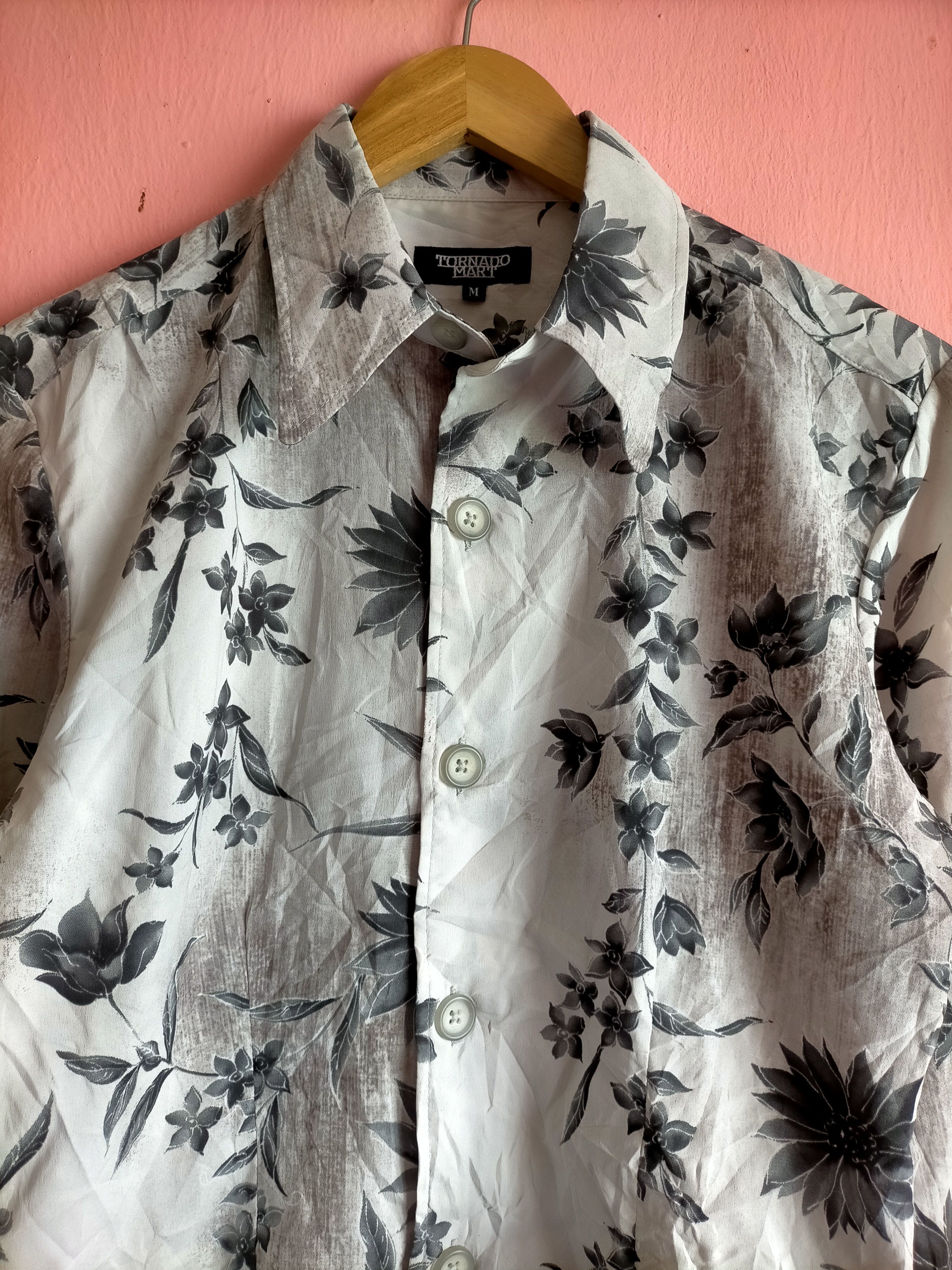 Tornado Mart Tornado Mart Floral Button ups shirt Size US M / EU 48-50 / 2 - 5 Thumbnail