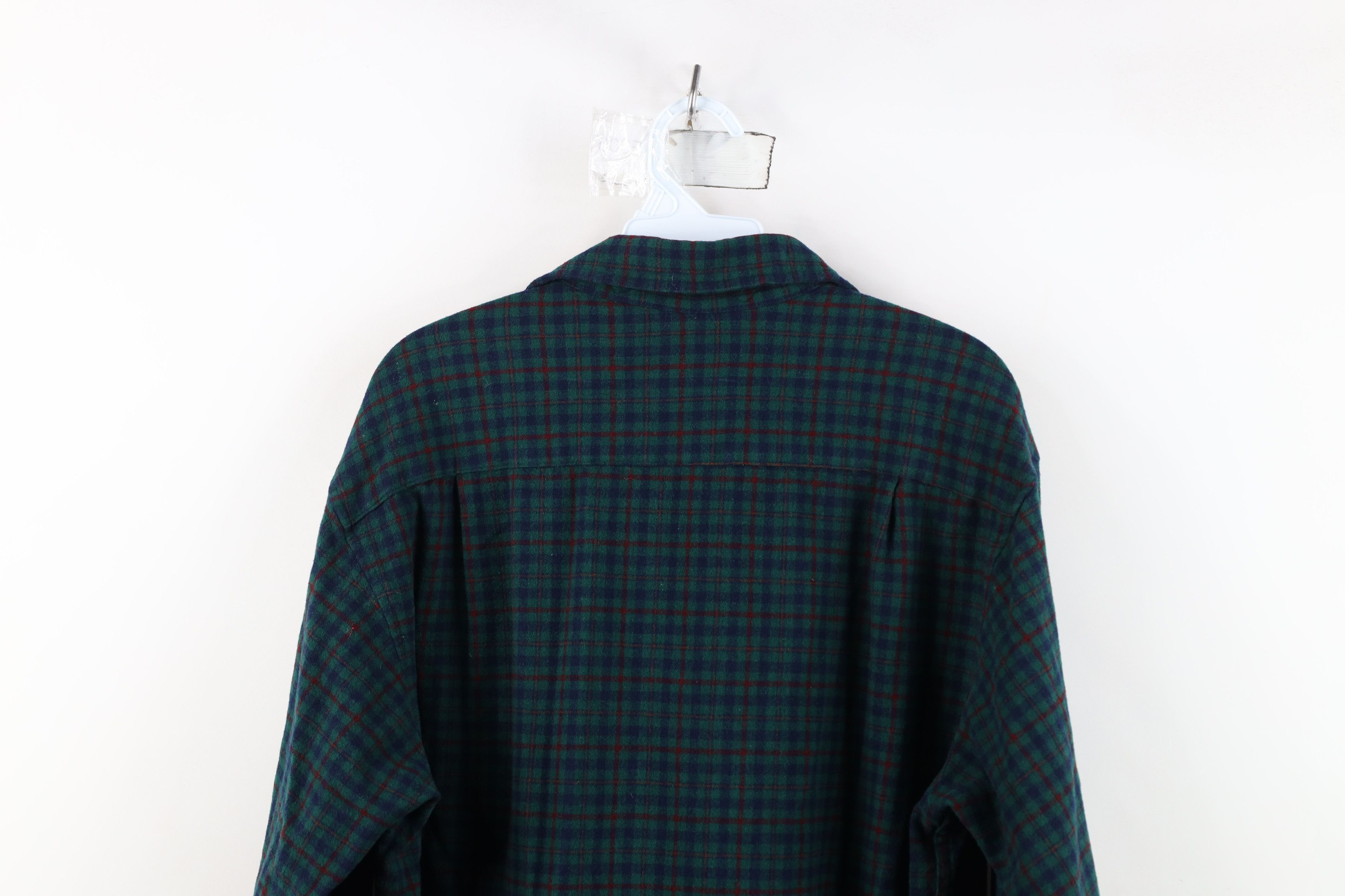 Pendleton Vintage 90s Pendleton Virgin Collared Button Shirt Plaid USA Size US L / EU 52-54 / 3 - 13 Thumbnail
