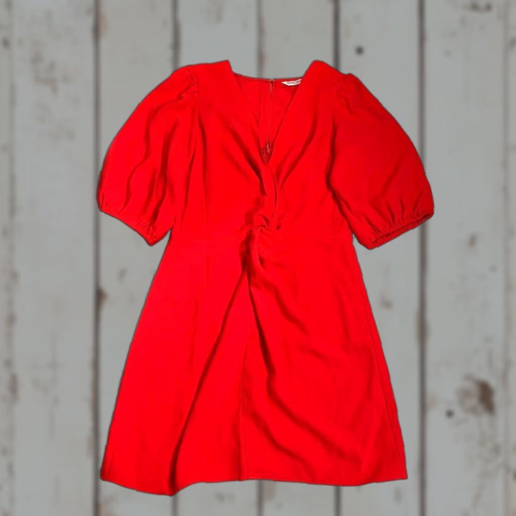 Amanda Uprichard **Amanda Uprichard Red Midi Dress** User: **Amanda Uprichard Red Midi Dress** M Size M / US 6-8 / IT 42-44 - 1 Thumbnail