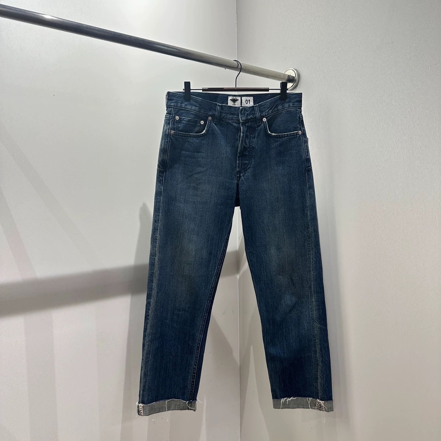 Christian Dior Monsieur Dior feb453 cuff slogan jeans W34 Size 25" / US 0 / IT 36 - 1 Thumbnail