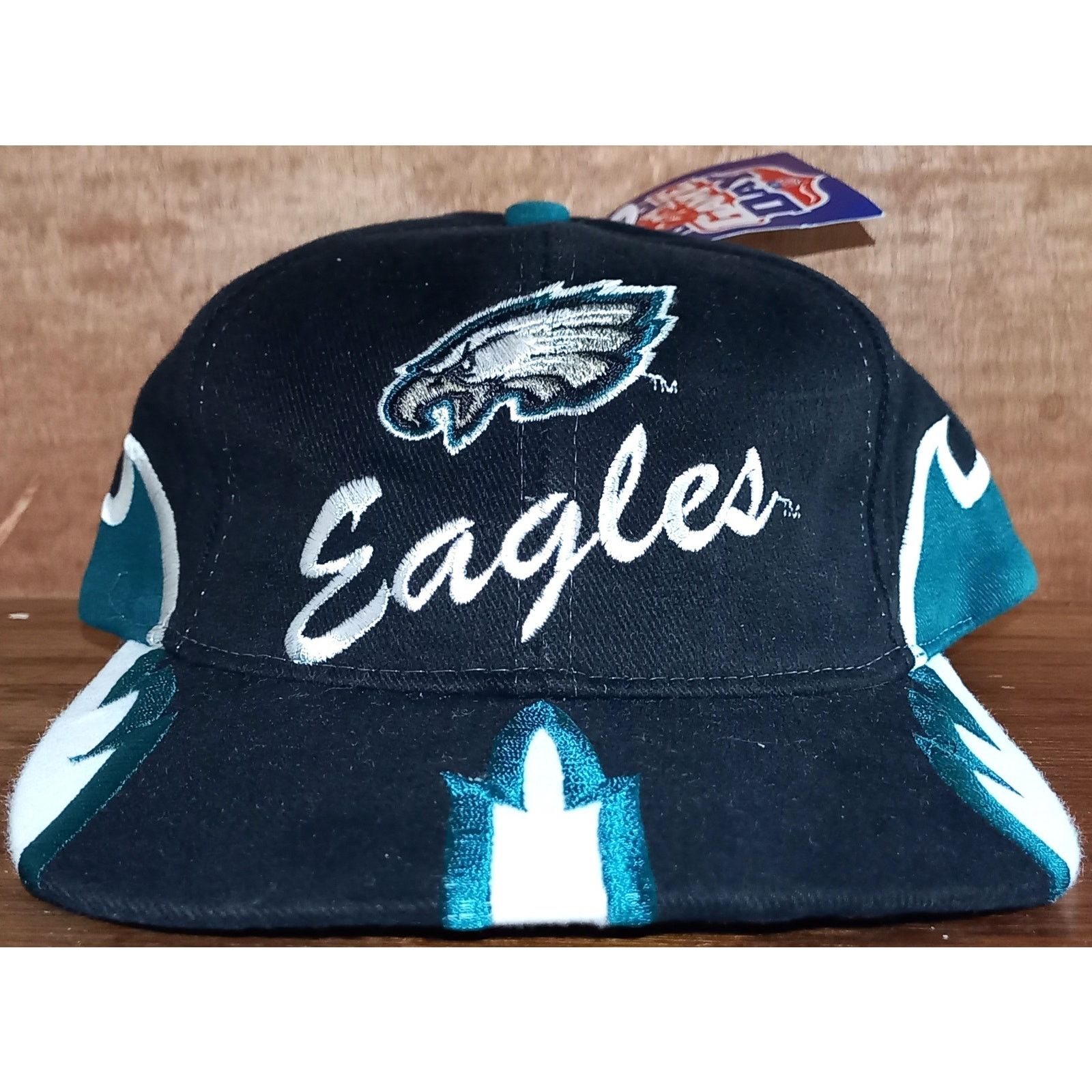 NFL × Sports Specialties NEW Philadelphia Eagles 90s snapback FLAME Script NFL vtg Size ONE SIZE - 1 Thumbnail