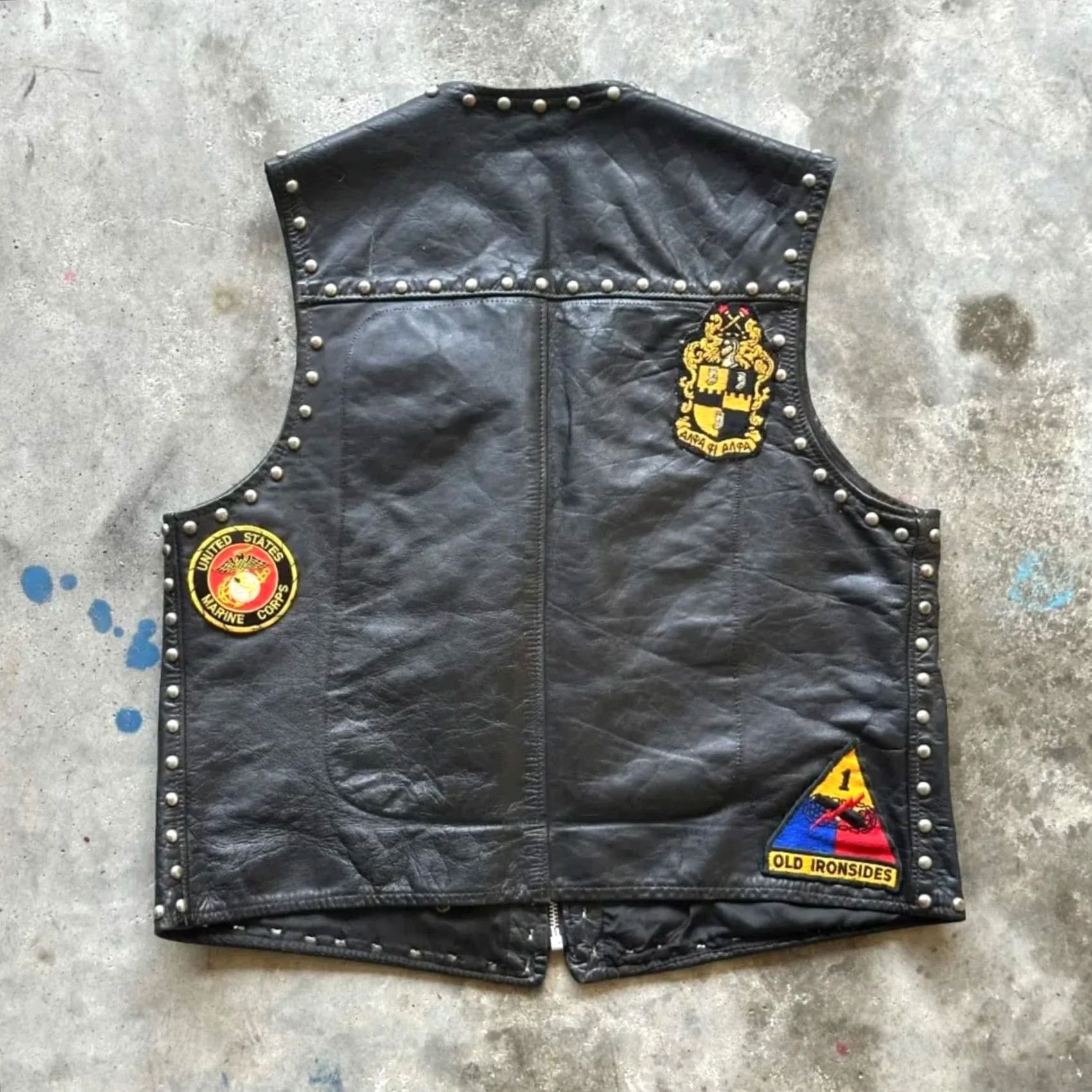 Harley Davidson VINTAGE Harley-Davidson Studded Leather Vest Main Selling Point 70s 44 Black Mens Vest Size 44 Biker Vest Leather 70s Harley-Davidson Mens Size US S / EU 44-46 / 1 - 5 Thumbnail