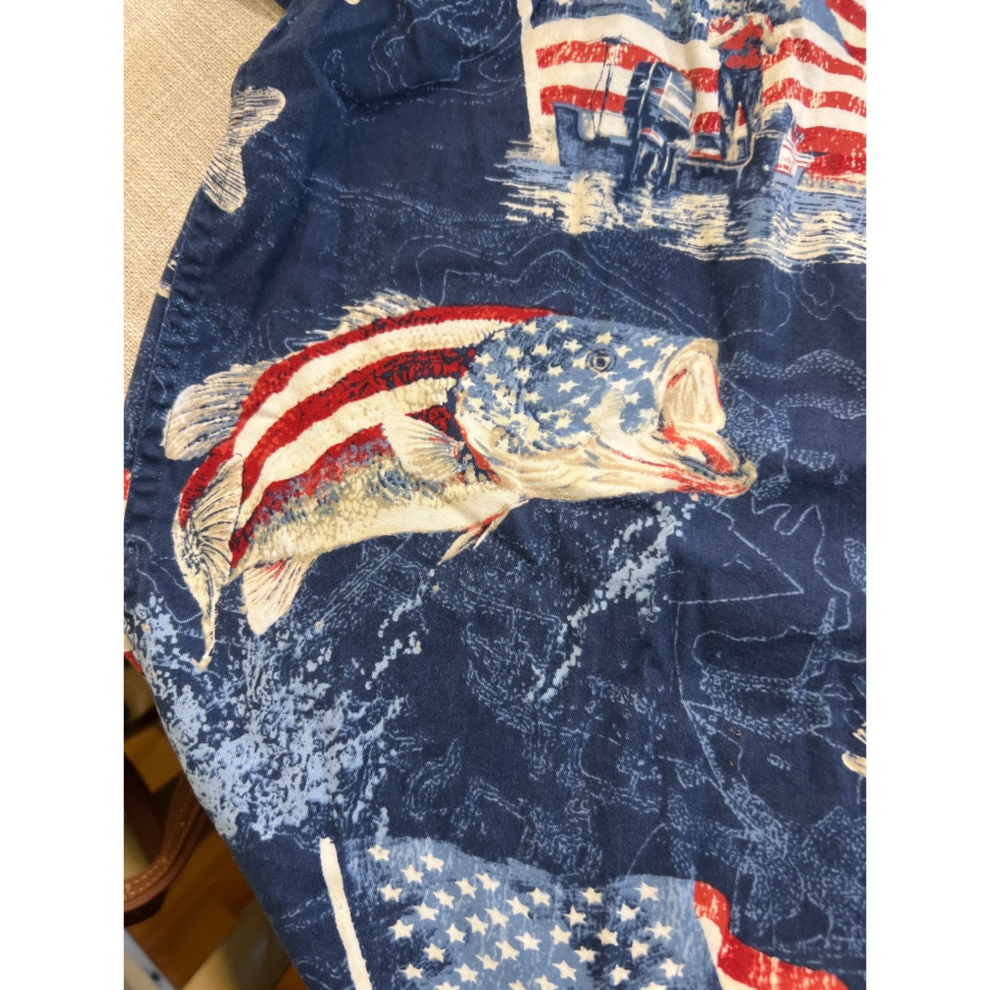 Other Morgan Creek Outfitters Mens Patriotic Fishing Short Sleeve Size US M / EU 48-50 / 2 - 3 Thumbnail