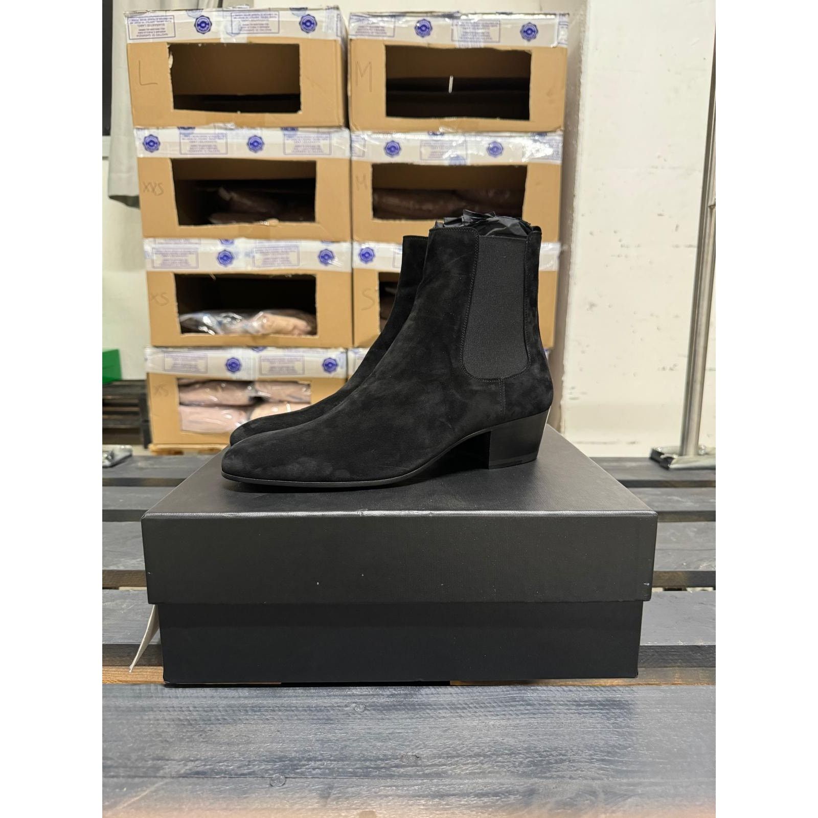 Saint Laurent Paris o1alsimx924 507708 Suede Chelsea Boots in Black Size US 12 / EU 45 - 1 Thumbnail