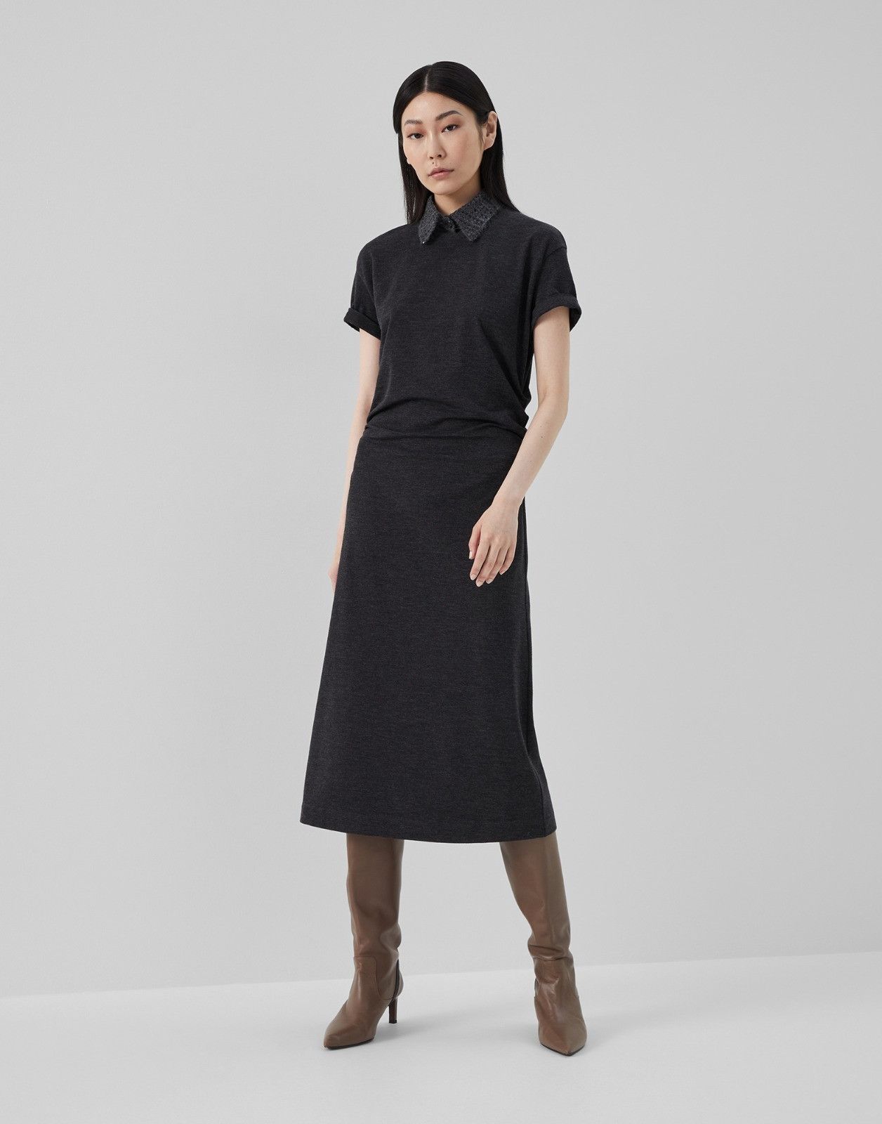 Brunello Cucinelli o1la1rc1a0225 Midi Dress in Noir Size S / US 4 / IT 40 - 1 Thumbnail