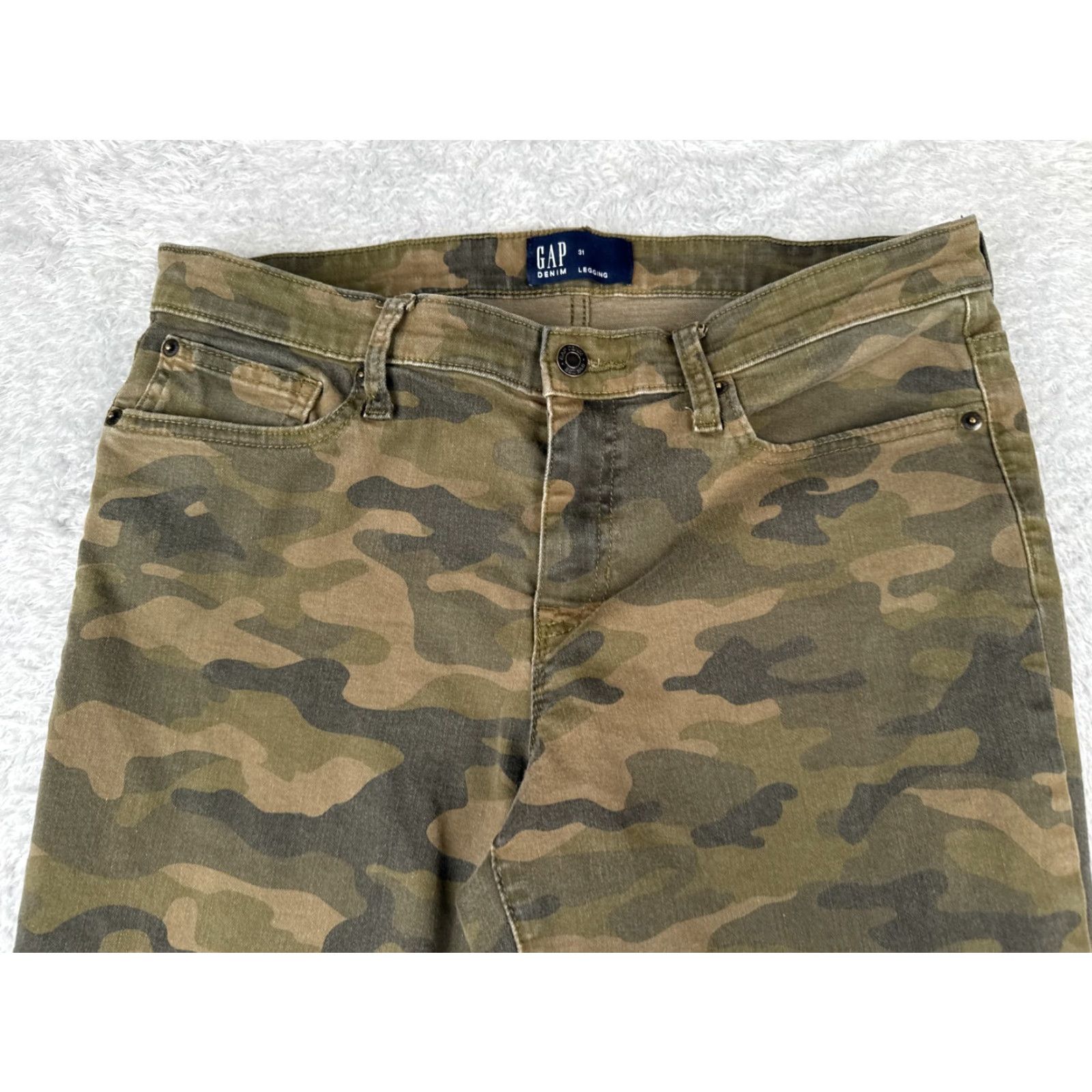 Gap GAP Jeans Womens 31 Green Denim Camo Legging Tapered Mid Rise Cotton Blend 31x26 Jeans Size 24" / US 00 / IT 34 - 4 Thumbnail