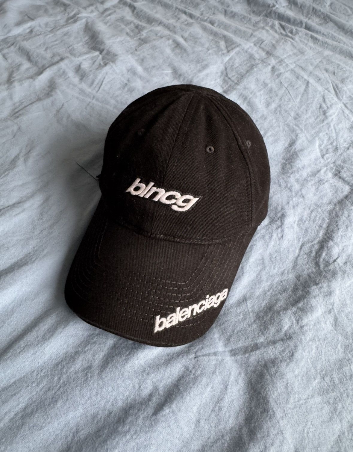 帽子 Balenciaga blncg Speed embroidered cap Balenciaga blncg Speed embroidered cap - メルカリ