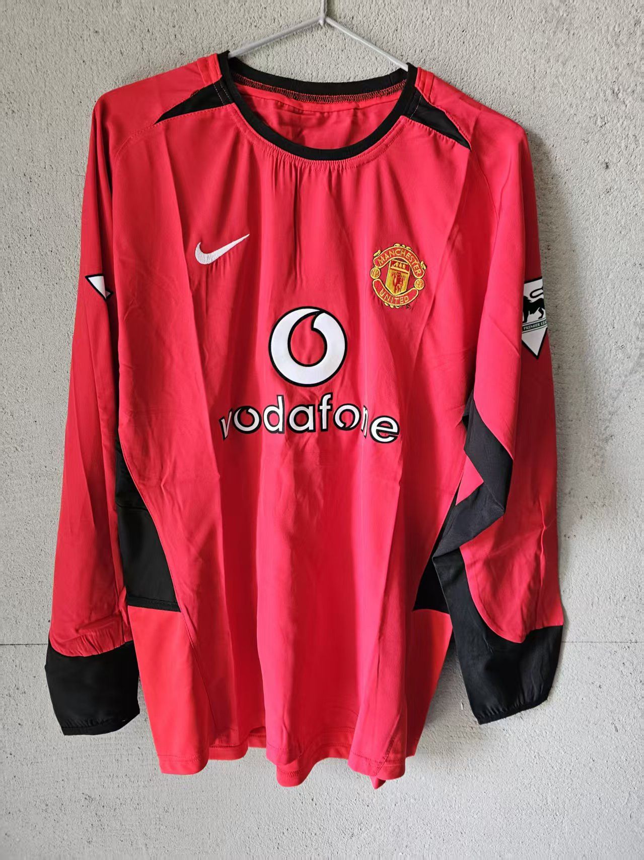 Other 2002 2004 MUFC 7 David Beckham Jersey Size US L / EU 52-54 / 3 - 2 Thumbnail