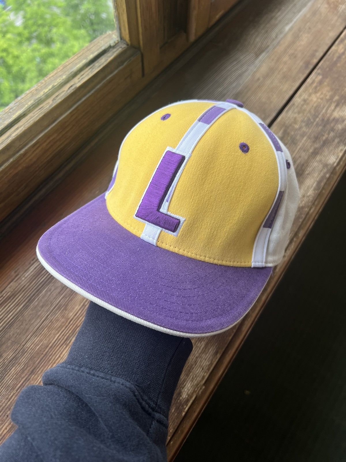 NBA Vintage Y2K Los Angeles Cap Hat Size ONE SIZE - 1 Thumbnail