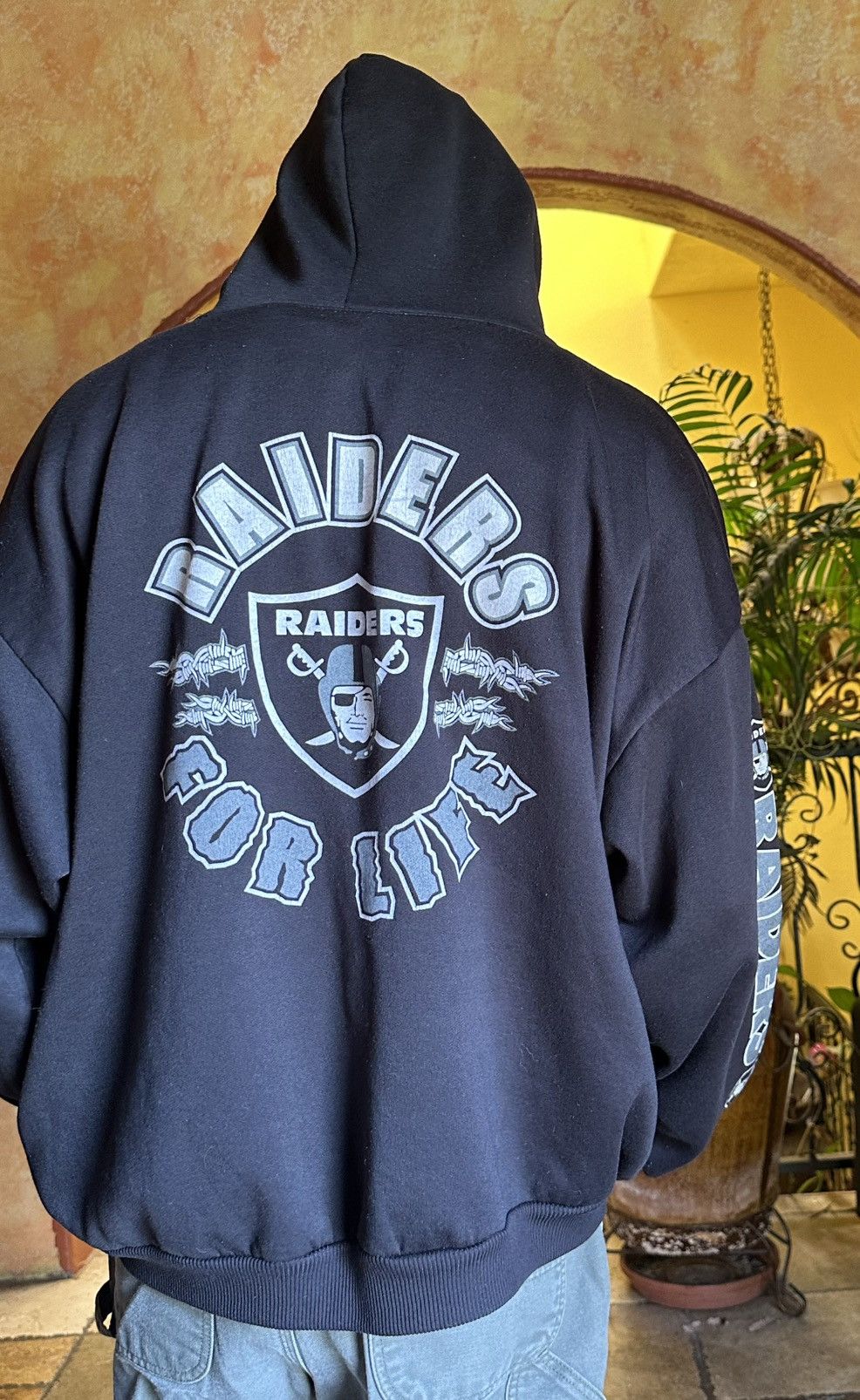 Vintage 🏴‍☠️ vintage Oakland Raiders pullover hoodie xl NFL Size US XL / EU 56 / 4 - 6 Thumbnail