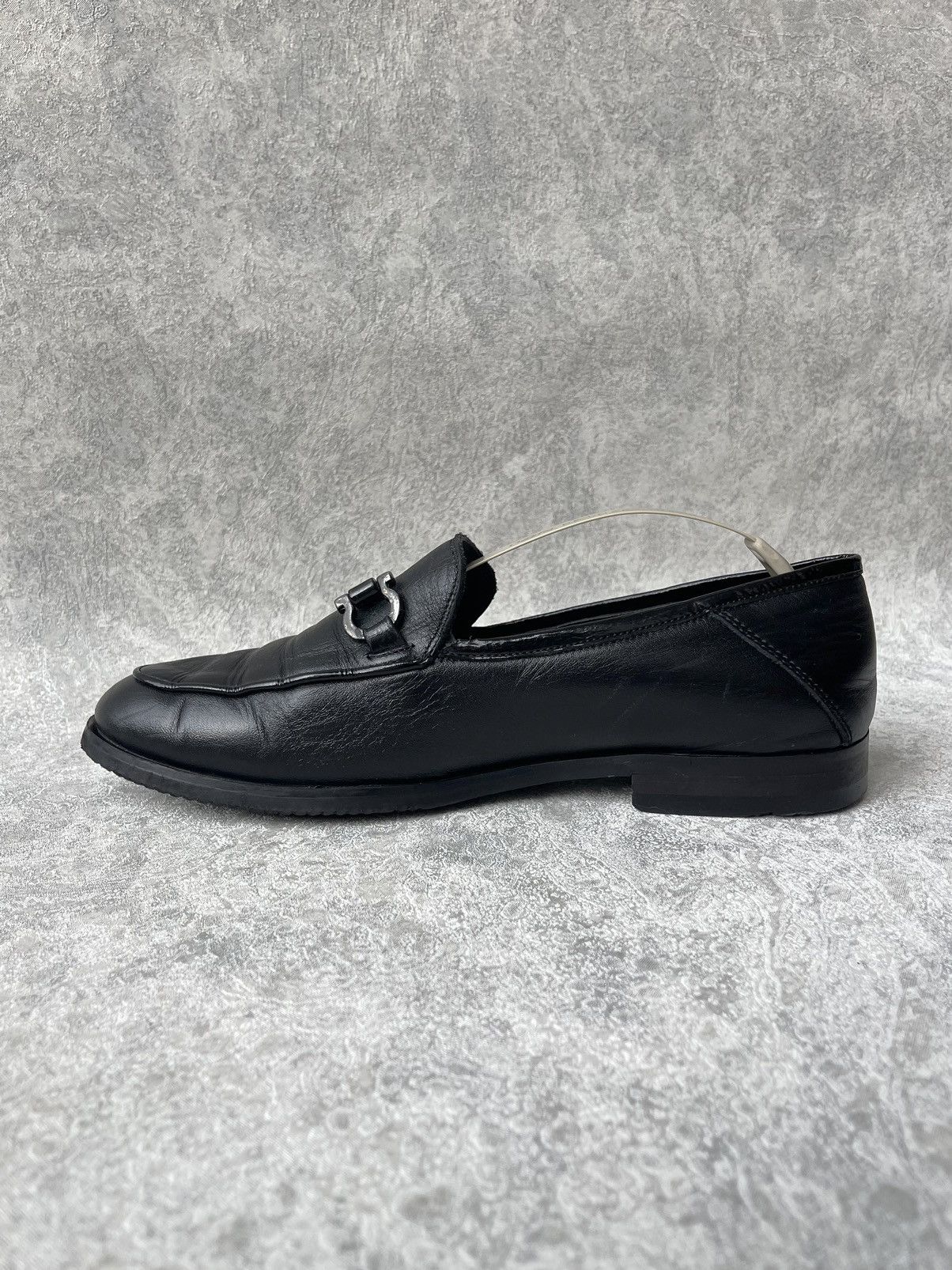 Salvatore Ferragamo Salvatore Ferragamo Gancini Leather Loafers Unisex Size US 9 / IT 39 - 11 Thumbnail