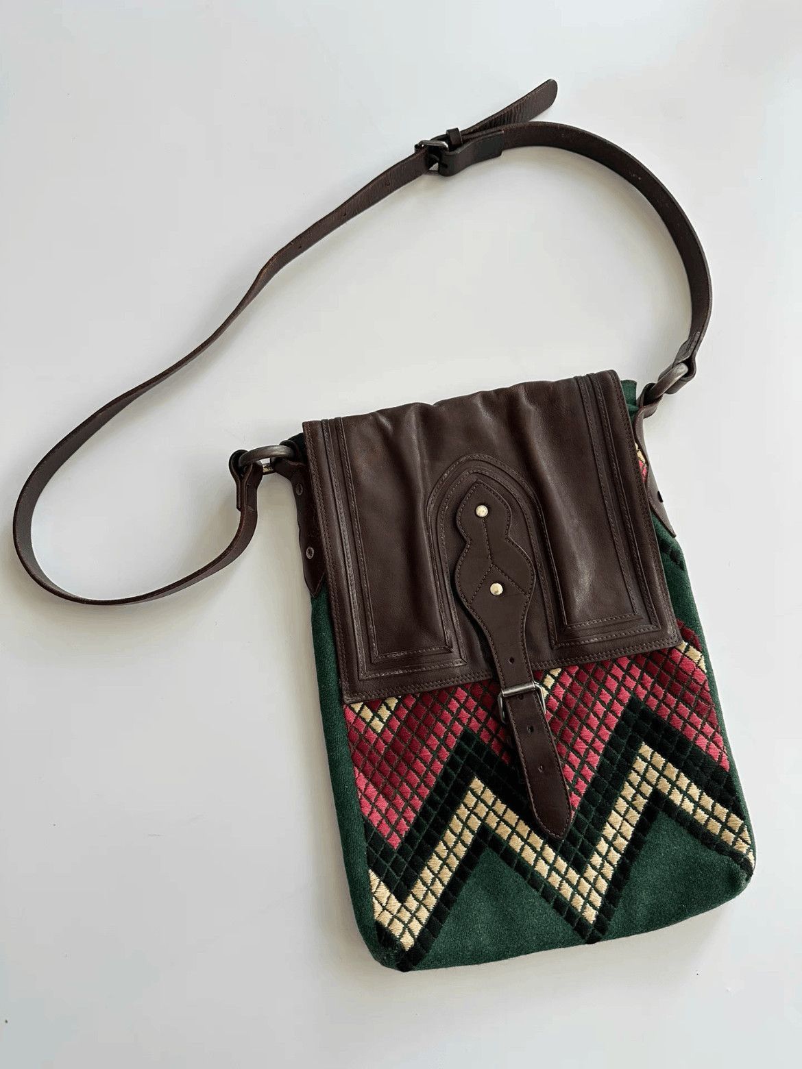 Dries Van Noten Dries Van Noten Ethical Pattern Shoulder Pouch-2508 Size ONE SIZE - 1 Thumbnail