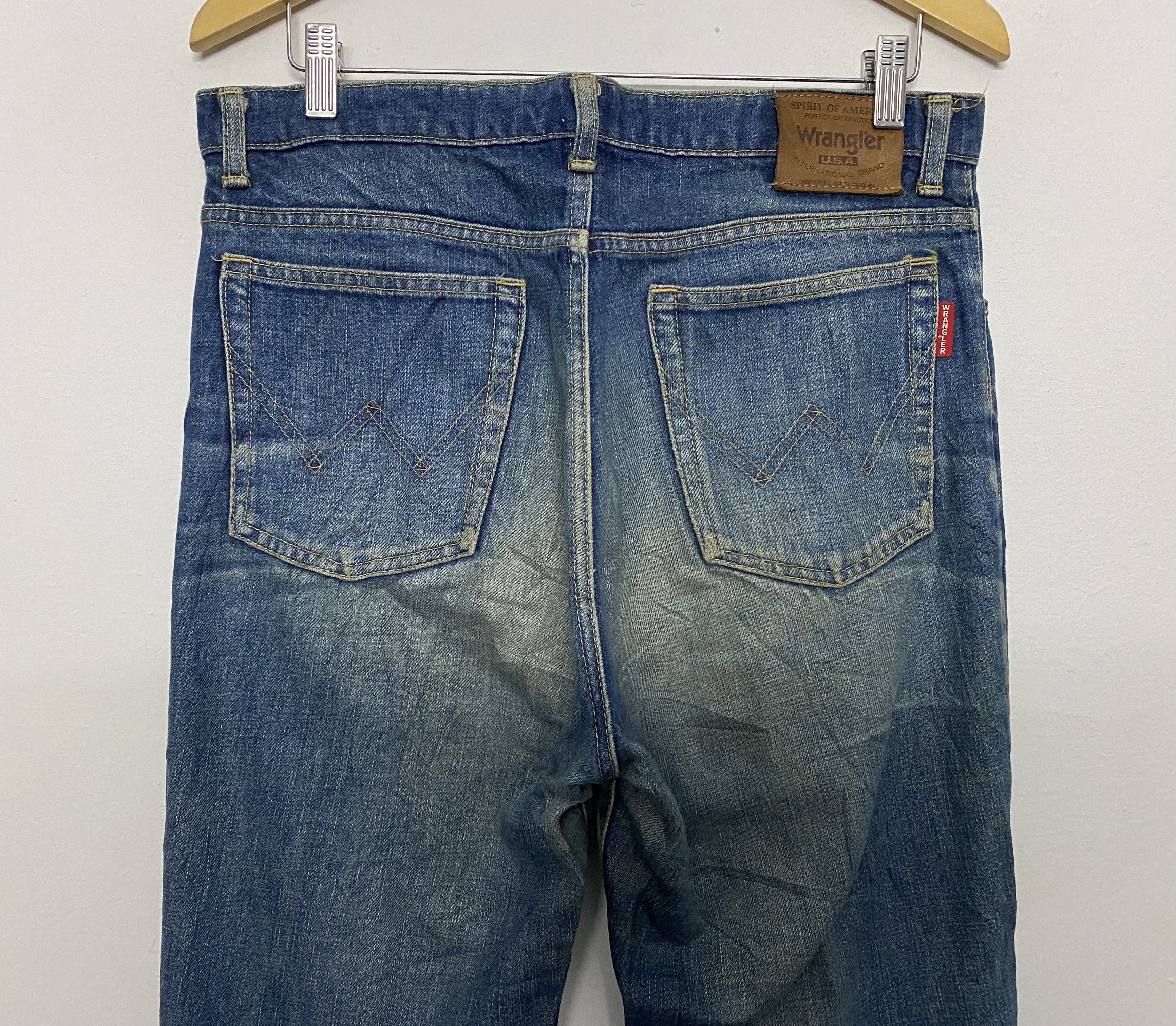 Wrangler RARE Wrangler 8210 SDAN Denim Jeans Size US 32 / EU 48 - 6 Thumbnail