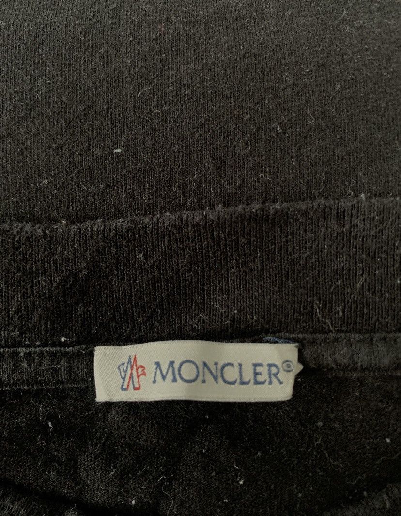 Moncler T-Shirt Moncler Size US S / EU 44-46 / 1 - 5 Thumbnail