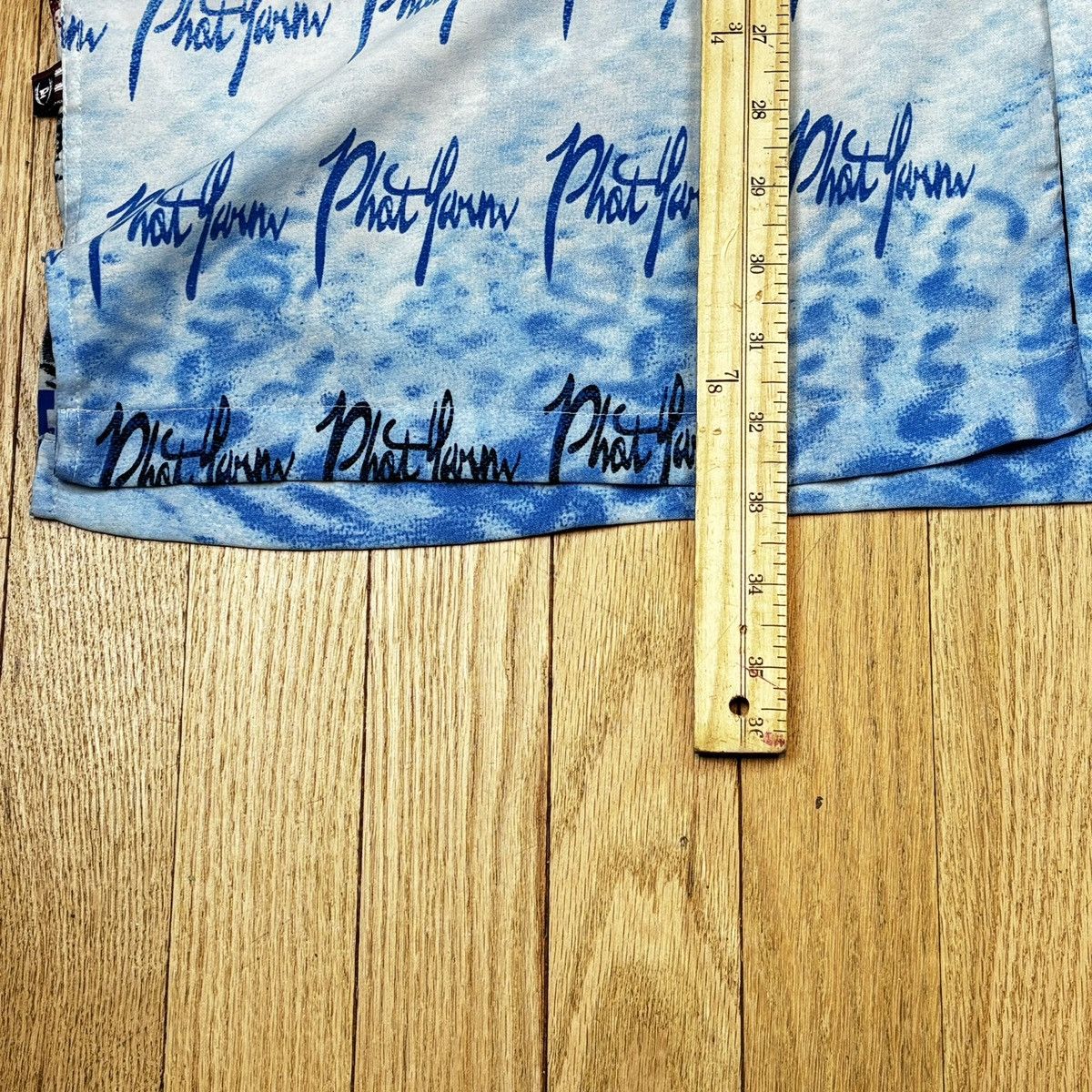 Vintage VTG Phat Farm Shirt SS Big Logo Wrap Around Graphics Sz 2XL Size US XXL / EU 58 / 5 - 11 Thumbnail