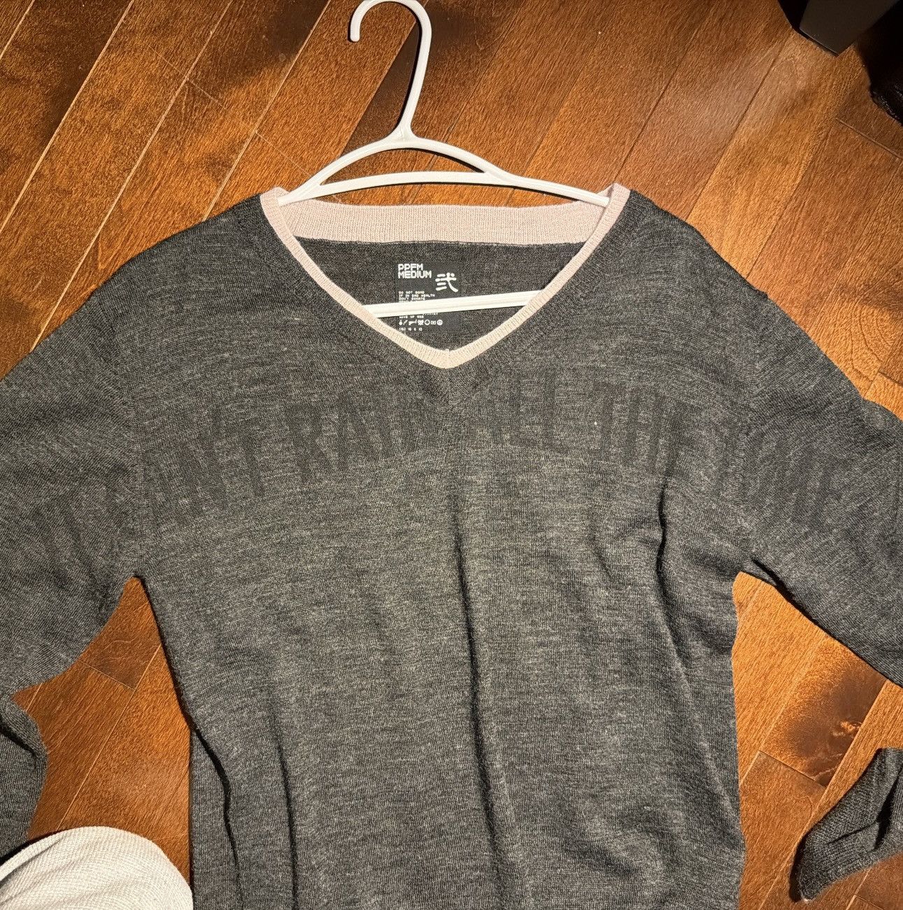 PPFM PPFM Double-Layered V-Neck Long Sleeve Size US M / EU 48-50 / 2 - 2 Thumbnail