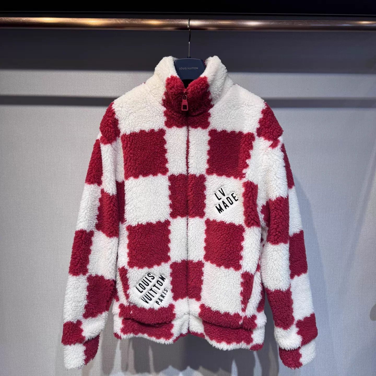 Louis Vuitton Louis Vuitton x Nigo Red&White Damier Teddy Zip-Up S Size US S / EU 44-46 / 1 - 1 Thumbnail
