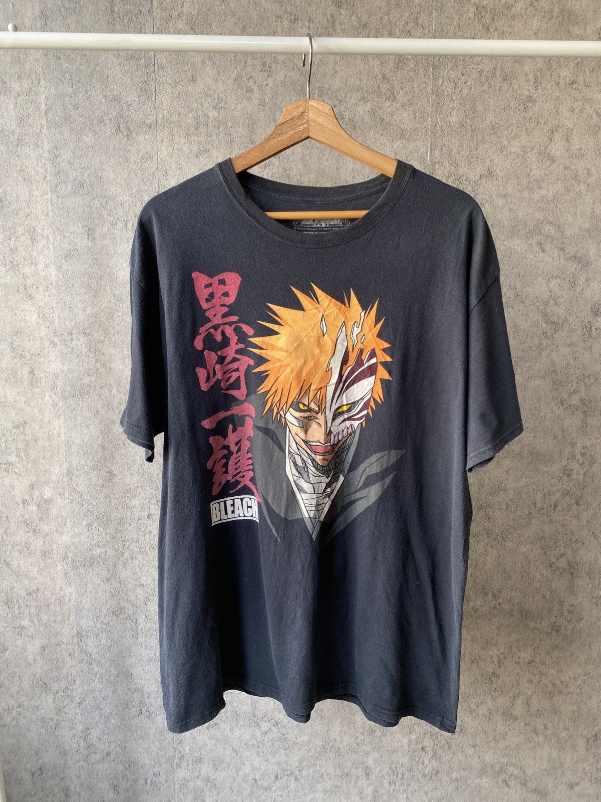 Anime × Japanese Brand Y2K Japanese Anime Bleach Faded Black T Shirt Size US L / EU 52-54 / 3 - 1 Thumbnail