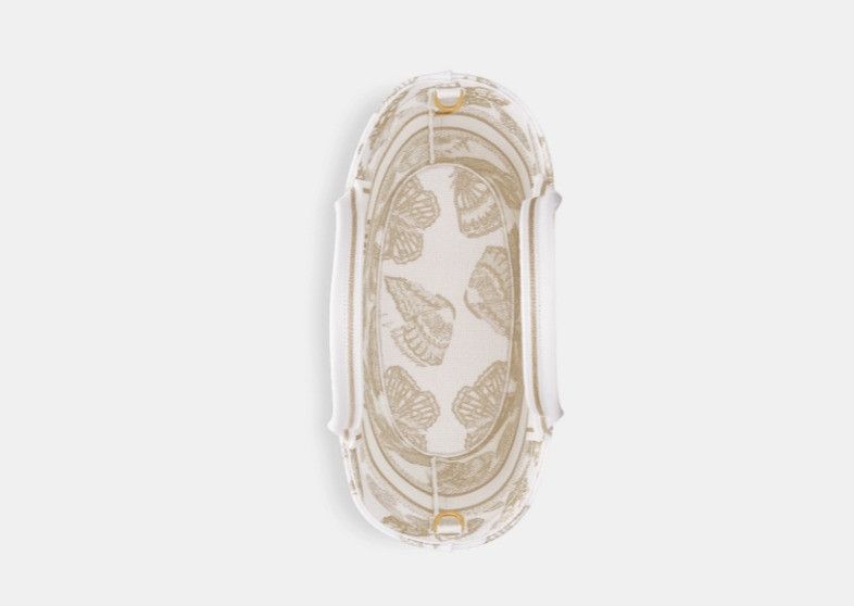Dior o1w1db11224 Size: OS / Hat Basket Bag in White & Gold Size ONE SIZE - 3 Thumbnail