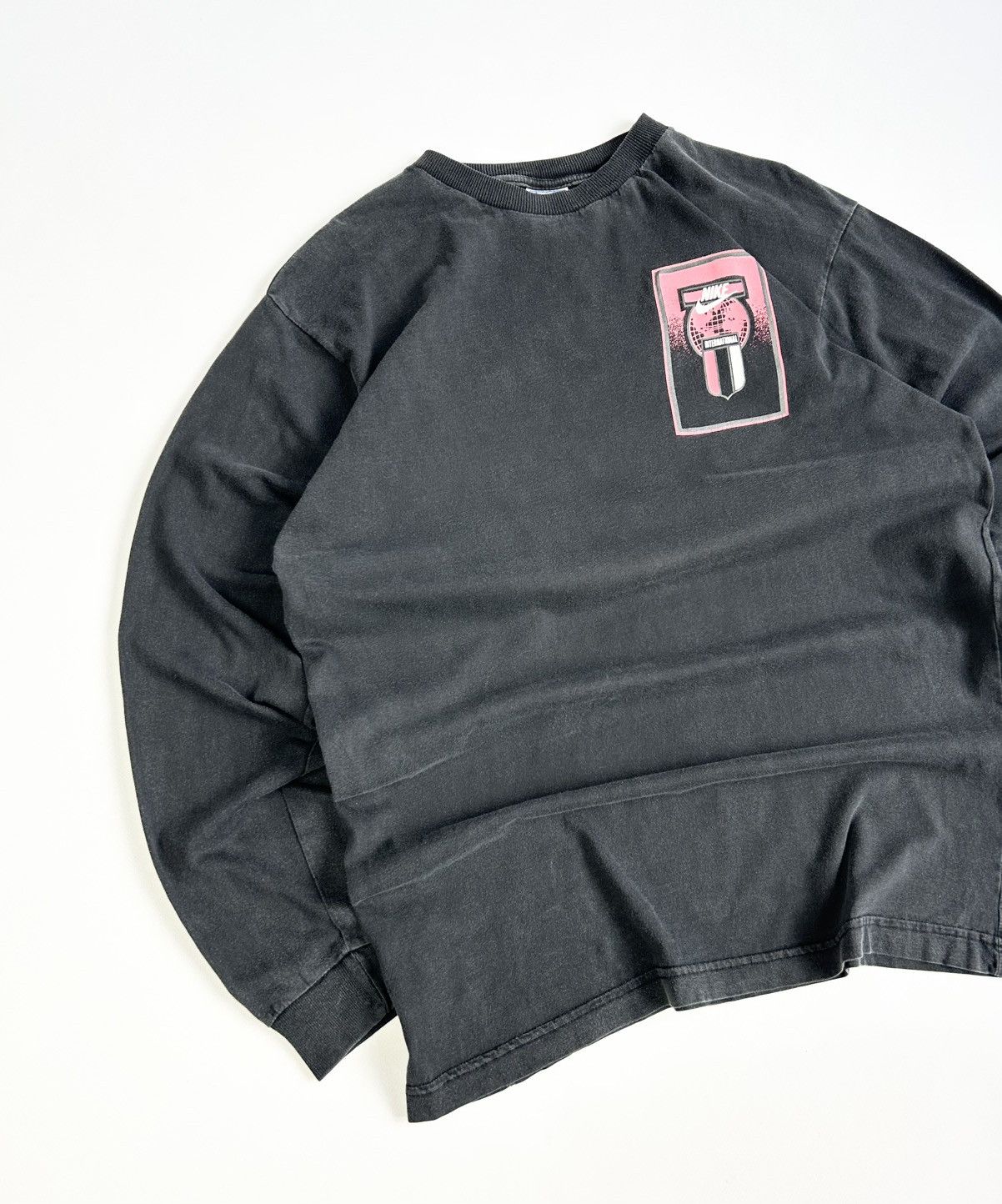 Nike × Vintage Rare Nike International Vintage Long Sleeve Grey L Y2k Size US L / EU 52-54 / 3 - 6 Thumbnail