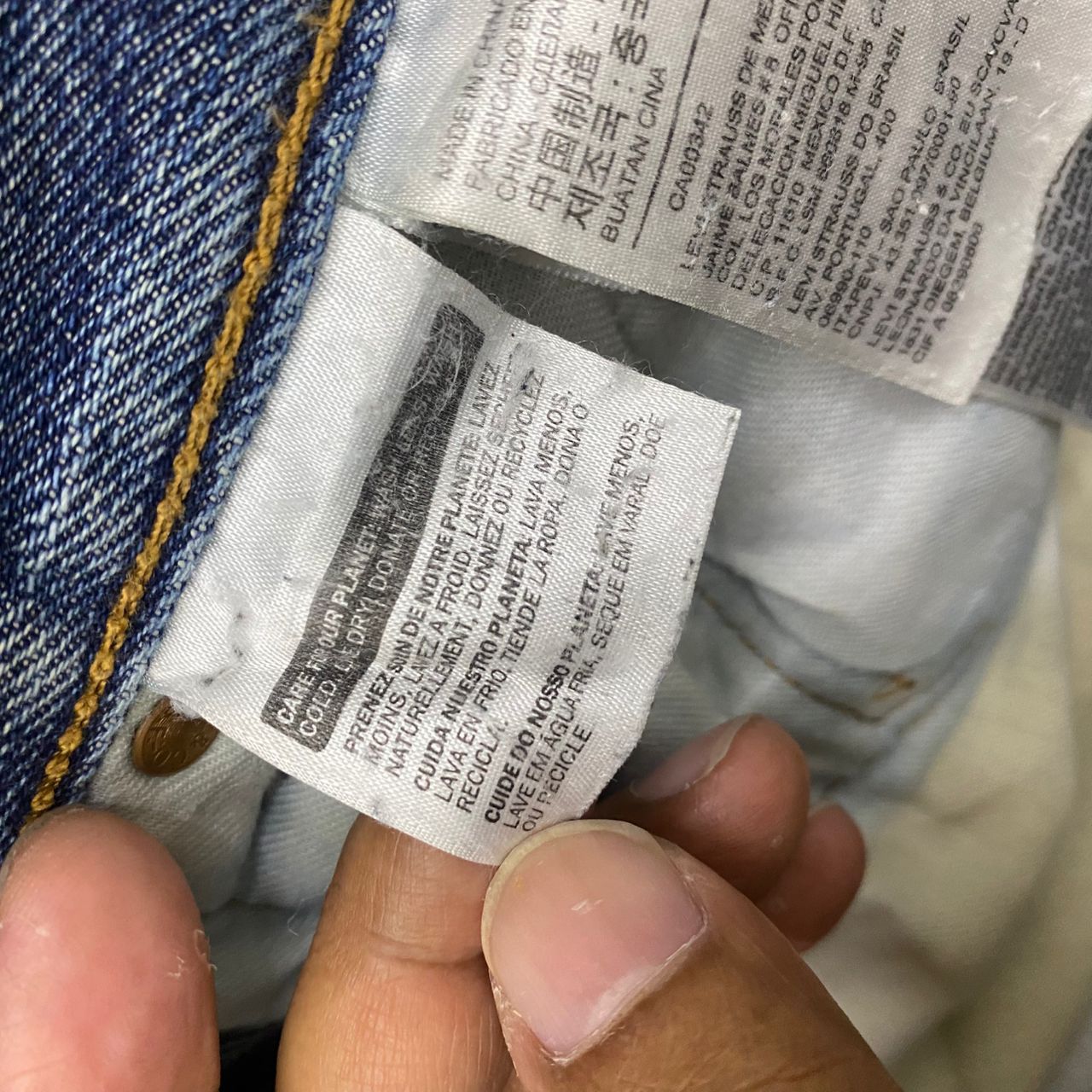 Levi's Vintage Levis 501 Distressed Denim Kurt Cobain Style Size US 34 / EU 50 - 19 Thumbnail