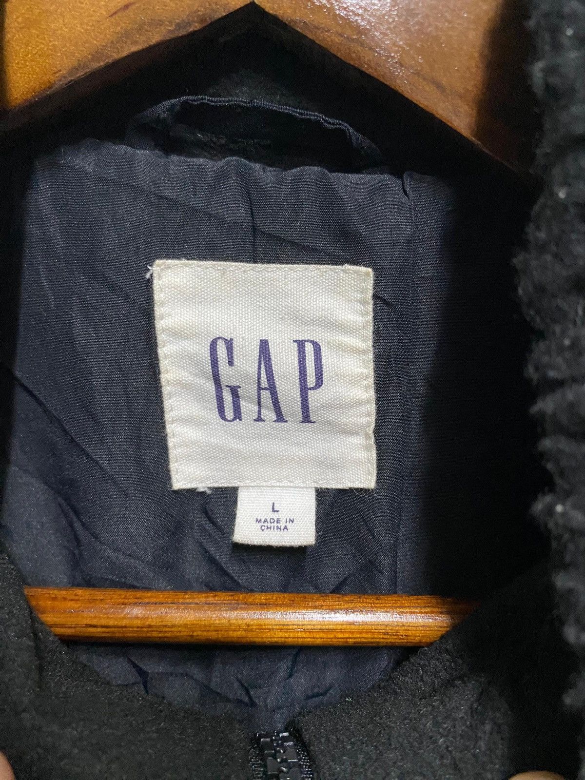Gap × Vintage Vintage GAP Spell Out Big Logo Sherpa Fleece Size US L / EU 52-54 / 3 - 5 Thumbnail