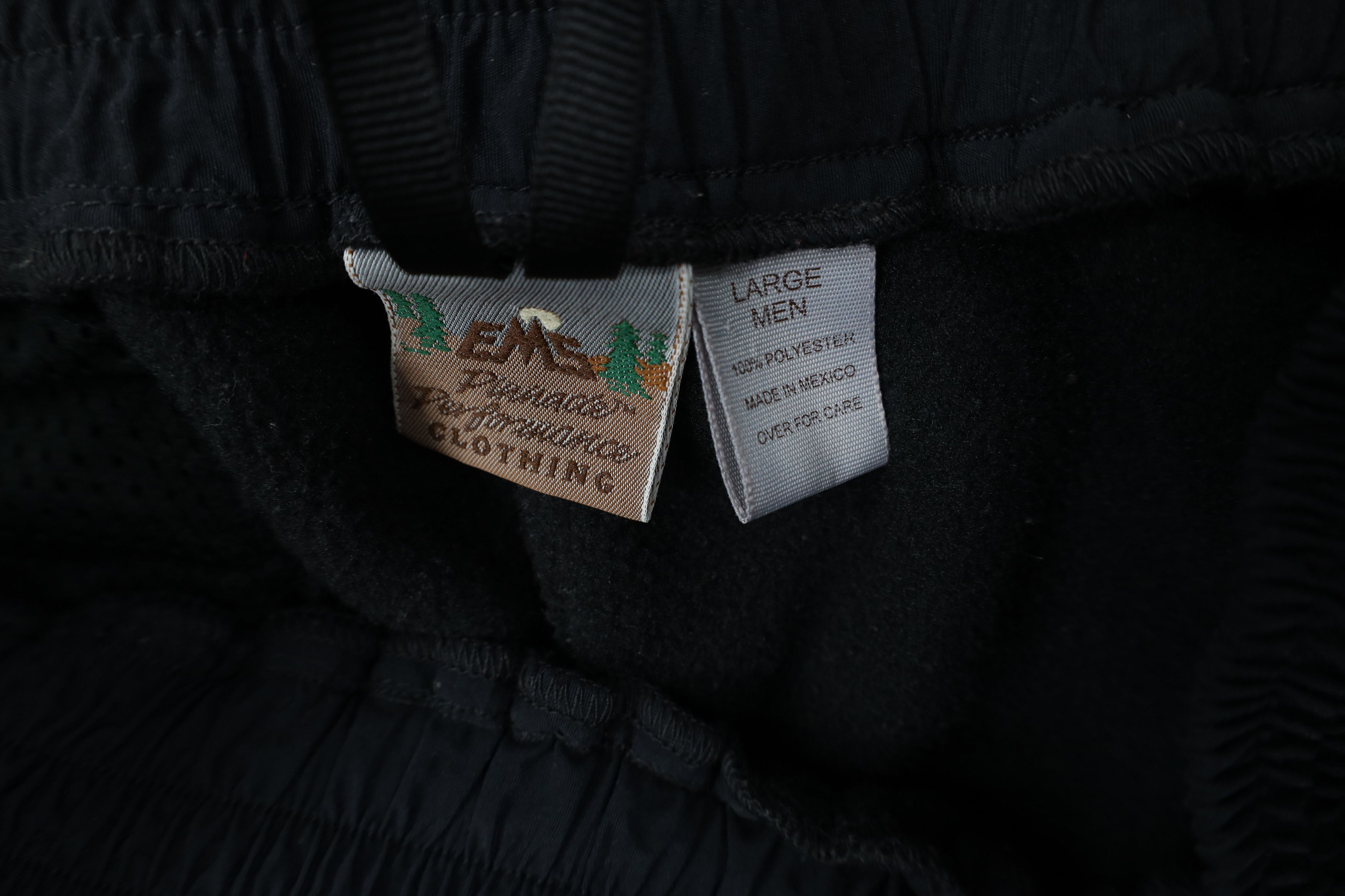 Vintage Vintage 90s Streetwear Polartec Fleece Sweatpants Black Size US 36 / EU 52 - 9 Thumbnail