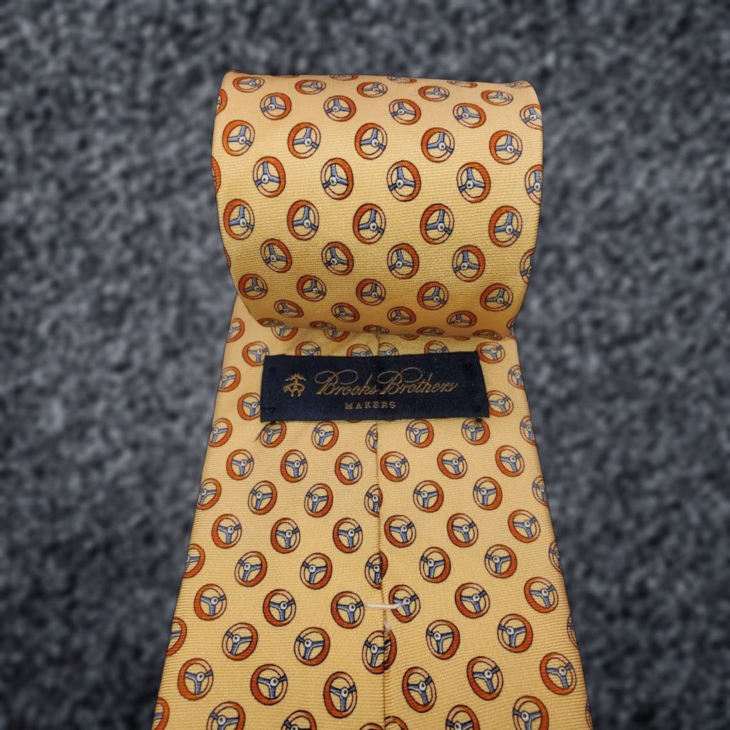 Brooks Brothers Brooks Brothers-100% Silk USA Made Red/Yellow/Blue texture Design Men's Neck Tie Size ONE SIZE - 1 Thumbnail