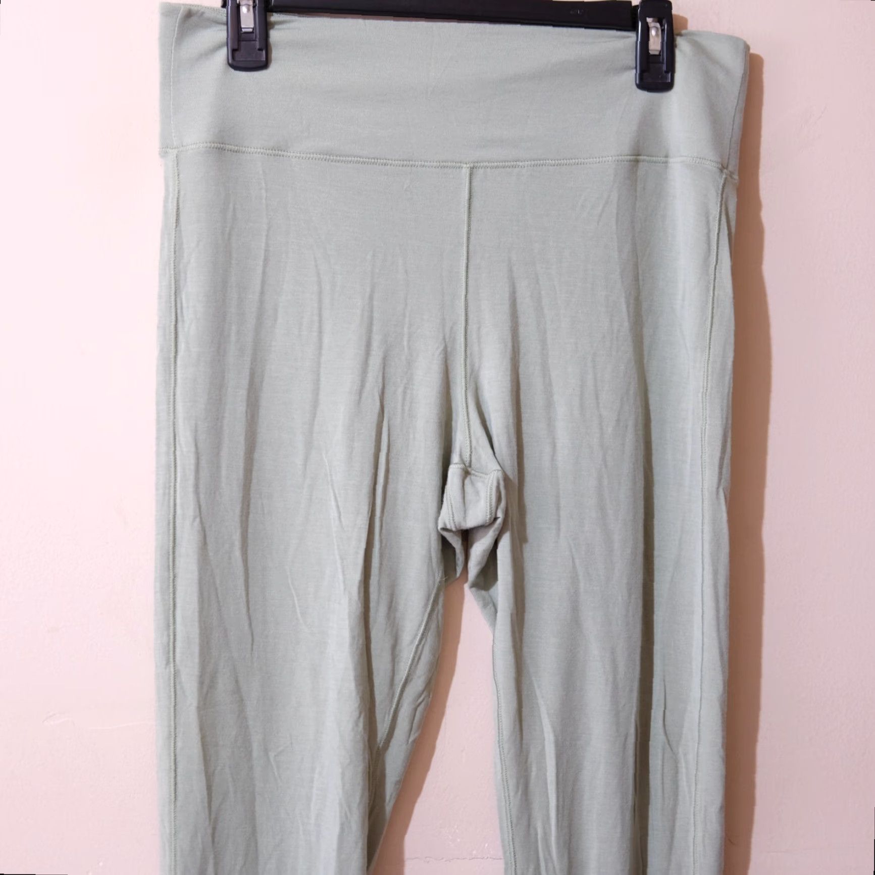 Vintage Parade Leggings Lightweight Stretch Super Soft Green Women's XL Leggings Green XL Ladies Parade Leggings Size 40" / US 18 - 2 Thumbnail