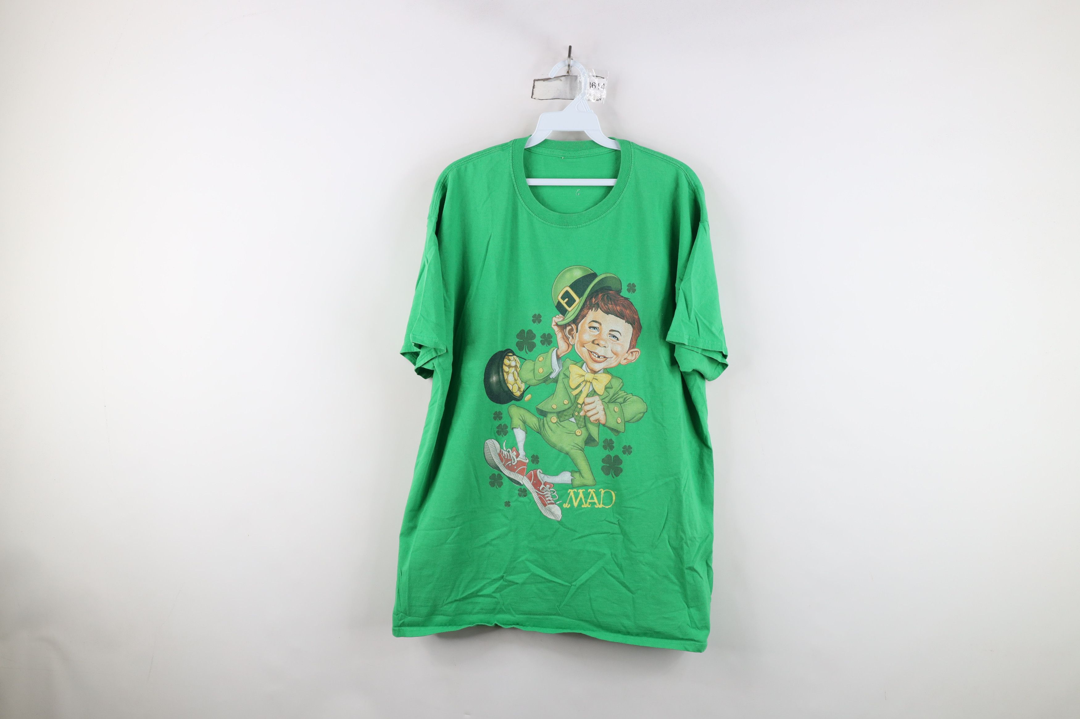 Vintage Vintage Alfred E Neuman Leprechaun St Patricks Day T-Shirt Size US XL / EU 56 / 4 - 1 Thumbnail