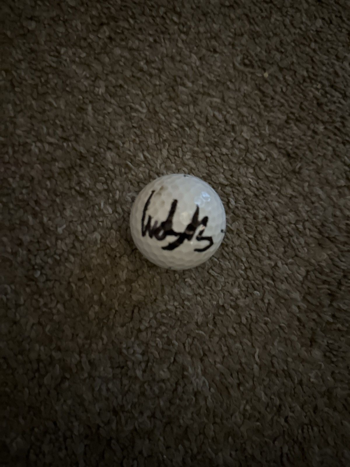 Callaway Golf Ludvig Aberg Signed Golf Ball with LOA Size ONE SIZE - 1 Preview