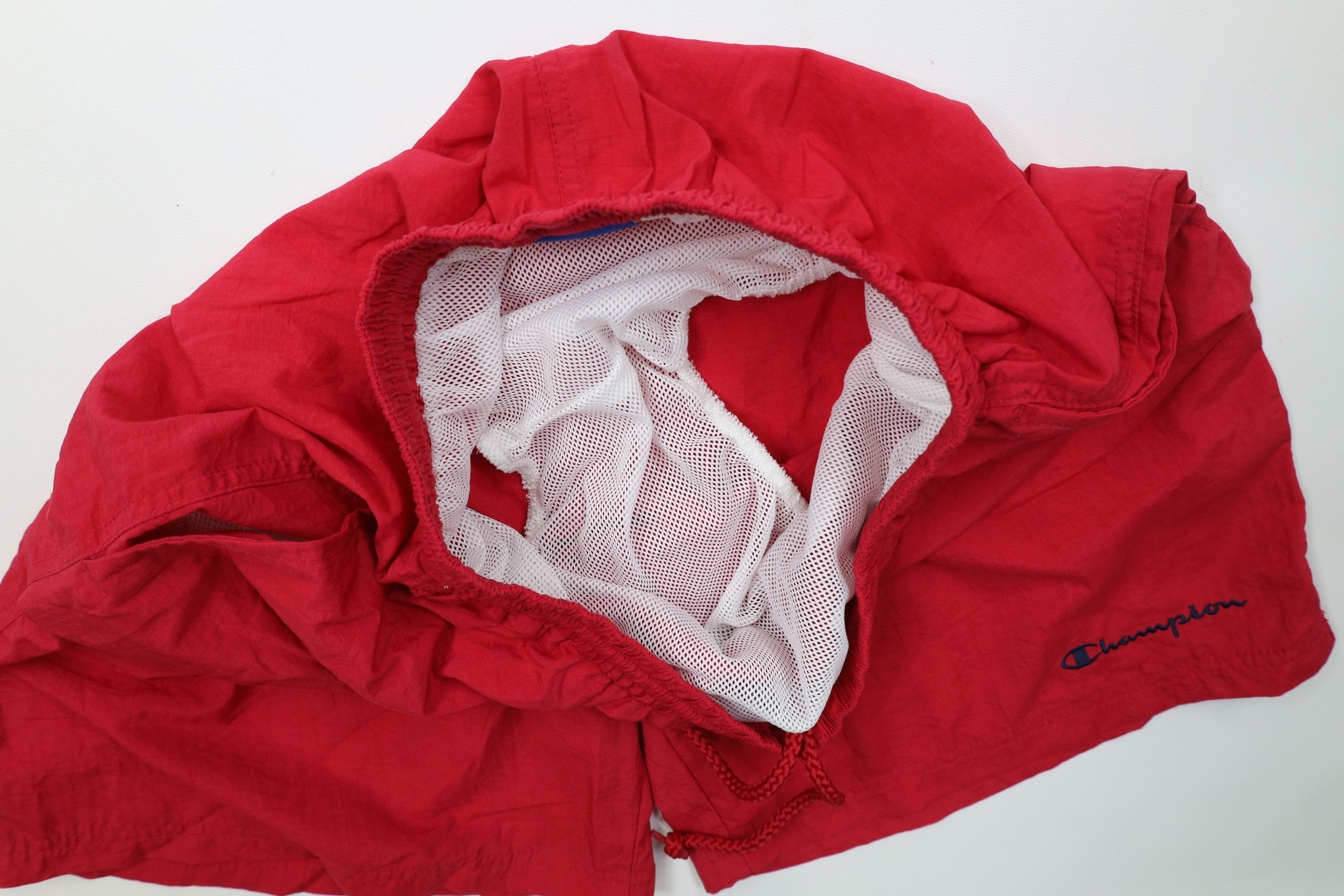 Champion Vintage 90s Champion Spell Out Lined Above Knee Shorts Red Size US 32 / EU 48 - 9 Thumbnail