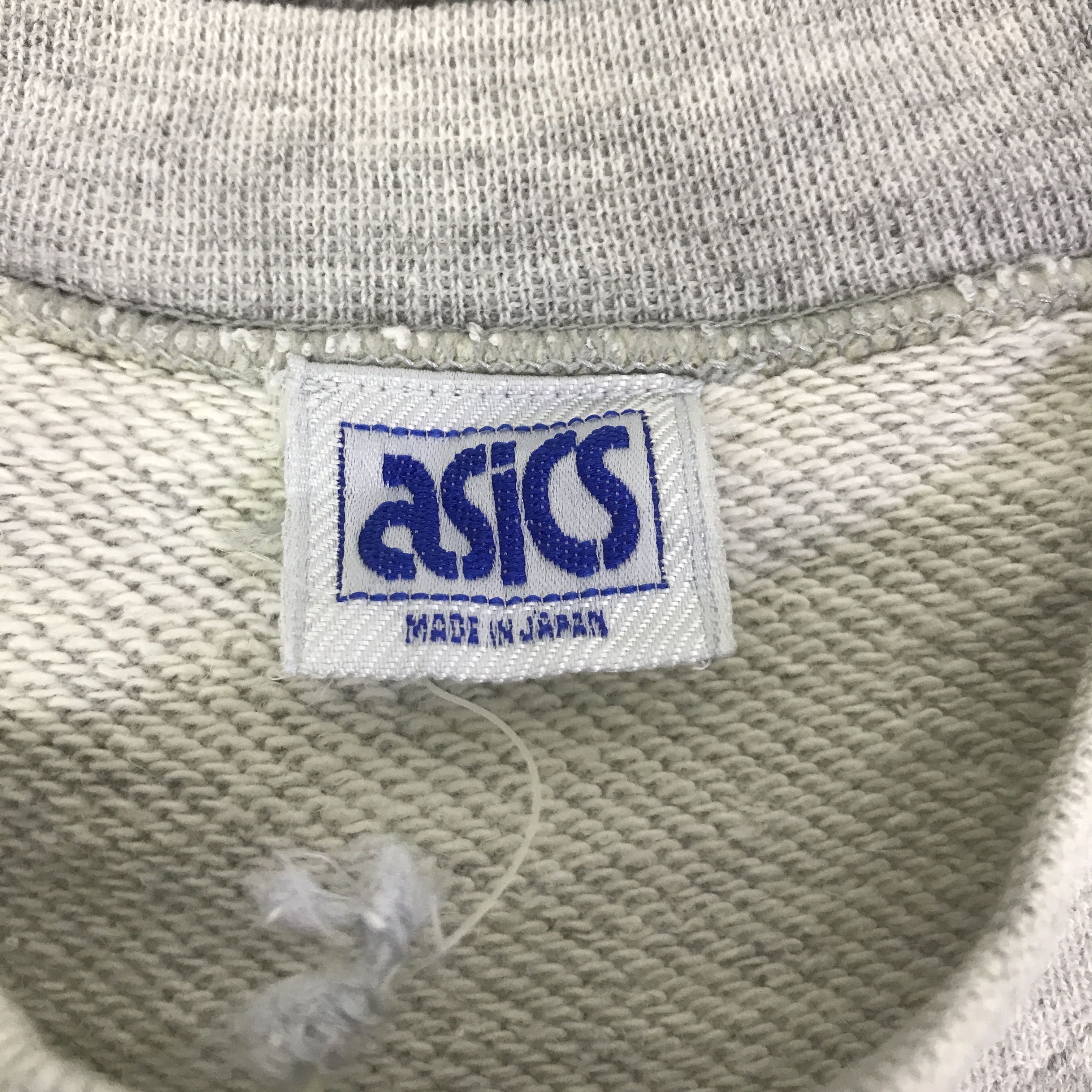 Japanese Brand VTG ASICS RUGBY FOOTBALL WEAR SWEATSHIRT K126B18 Size US L / EU 52-54 / 3 - 9 Thumbnail