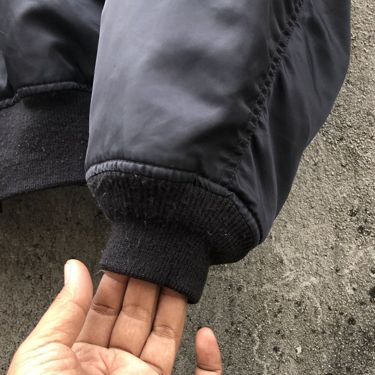 Vintage Vintage 90s Black Ma-1 Bomber Jacket By Uniqlo Size US M / EU 48-50 / 2 - 10 Thumbnail