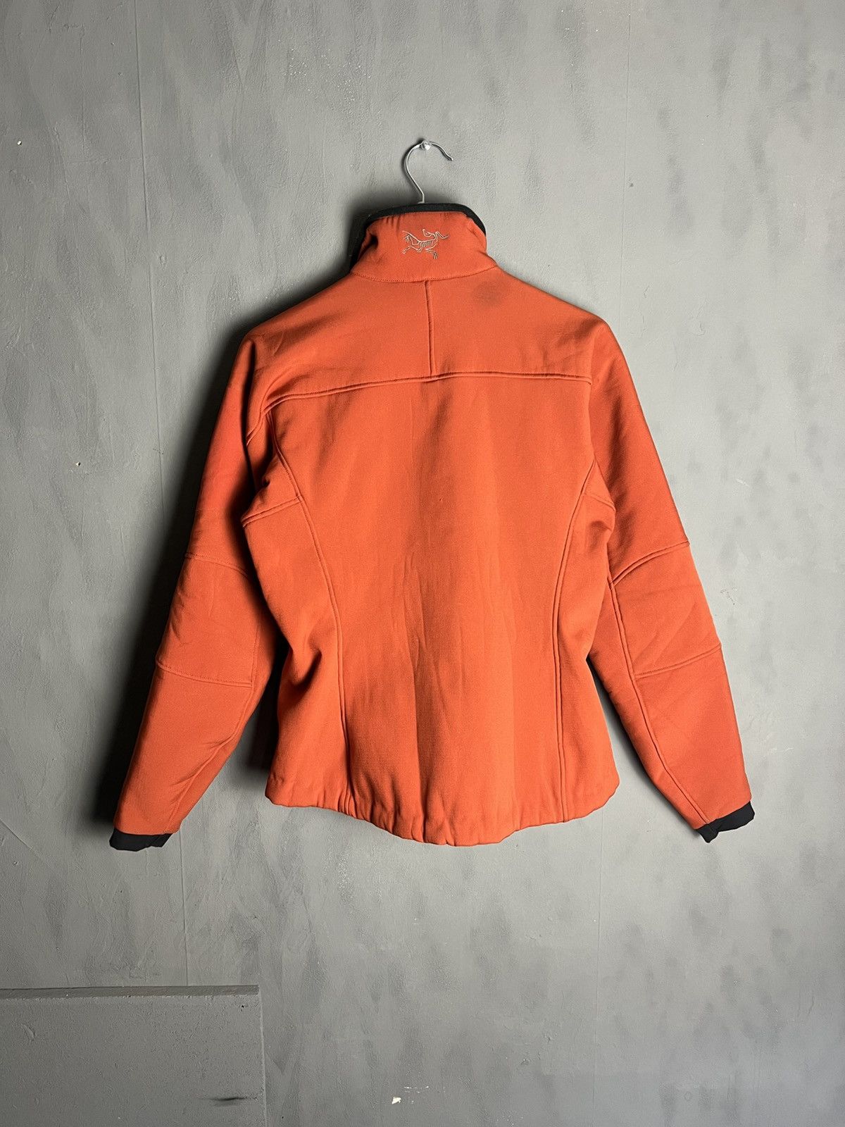 Arc'teryx Vintage Arcteryx Gamma Softshell Zip Up Jacket Womens Size S Size US S / EU 44-46 / 1 - 14 Thumbnail