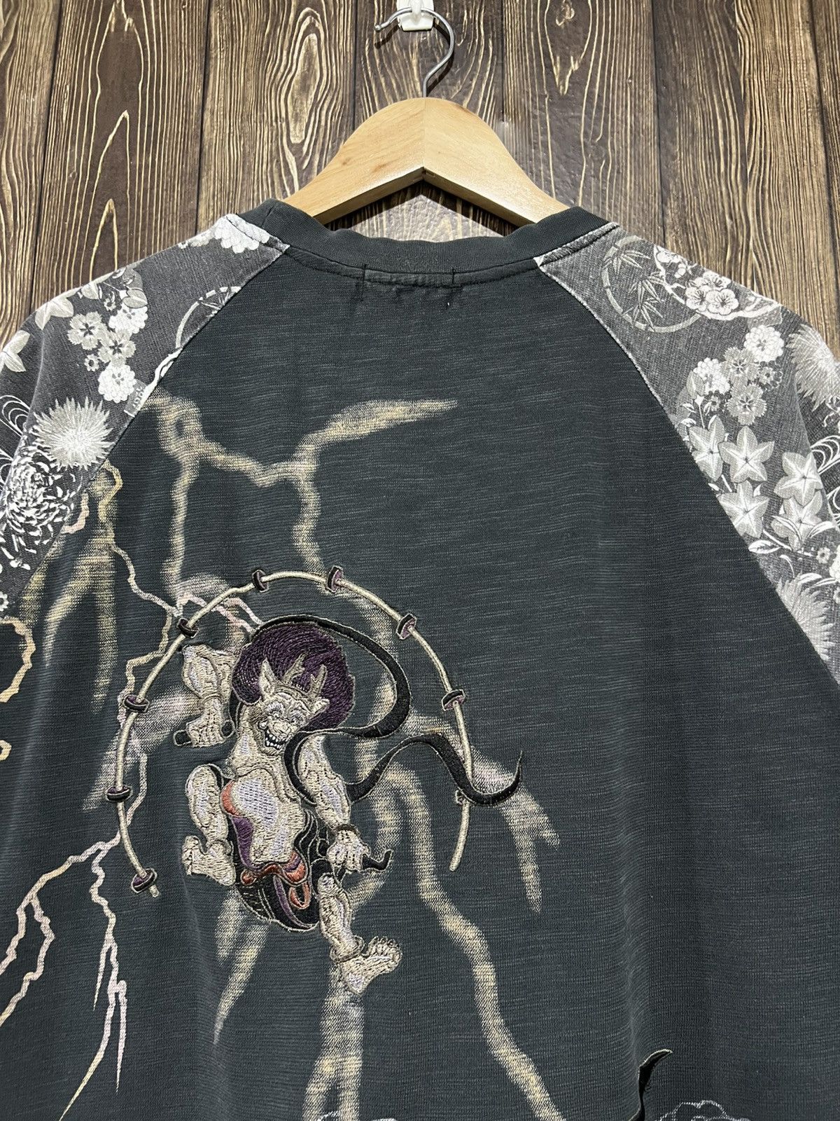 Karakuri Tamashii Vintage Karakuri Tamashi Japanese Embroidery Tshirt Size US XL / EU 56 / 4 - 2 Thumbnail
