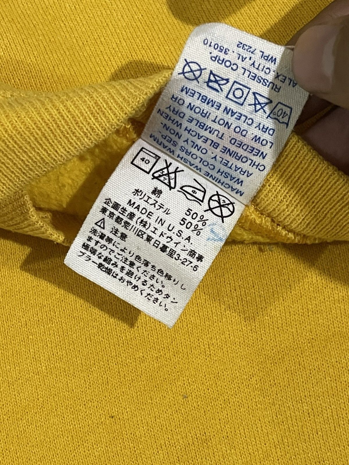 Russell Athletic Vintage Russell Athletic Yellow Thrashed sweatshirt Size US M / EU 48-50 / 2 - 7 Thumbnail