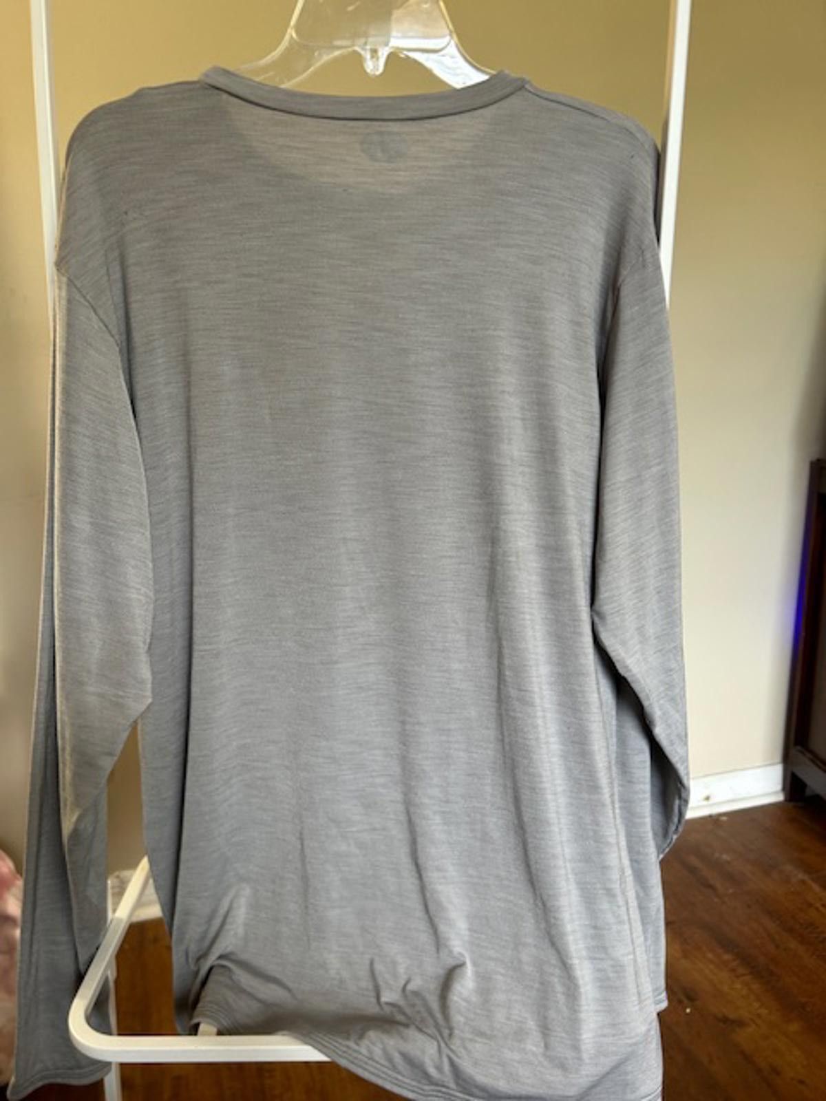 Other AquaEast Board Riders Long Sleeve Shirt Size Large Gray Size US 34 / EU 50 - 3 Thumbnail