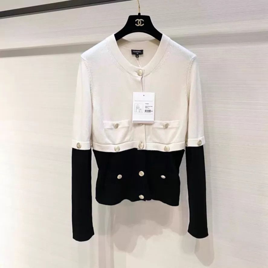 Chanel Chanel Women's Top 38 Size S / US 4 / IT 40 - 1 Thumbnail