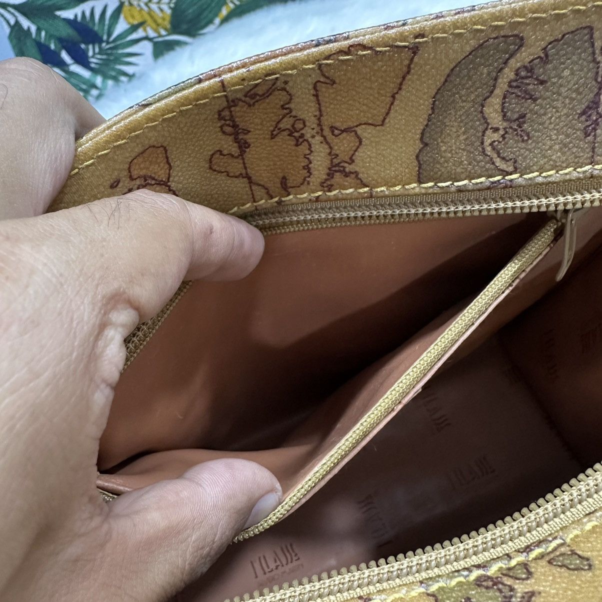 Alviero Martini Authentic ALVIERO MARTINI Shoulder Bag Size ONE SIZE - 12 Thumbnail