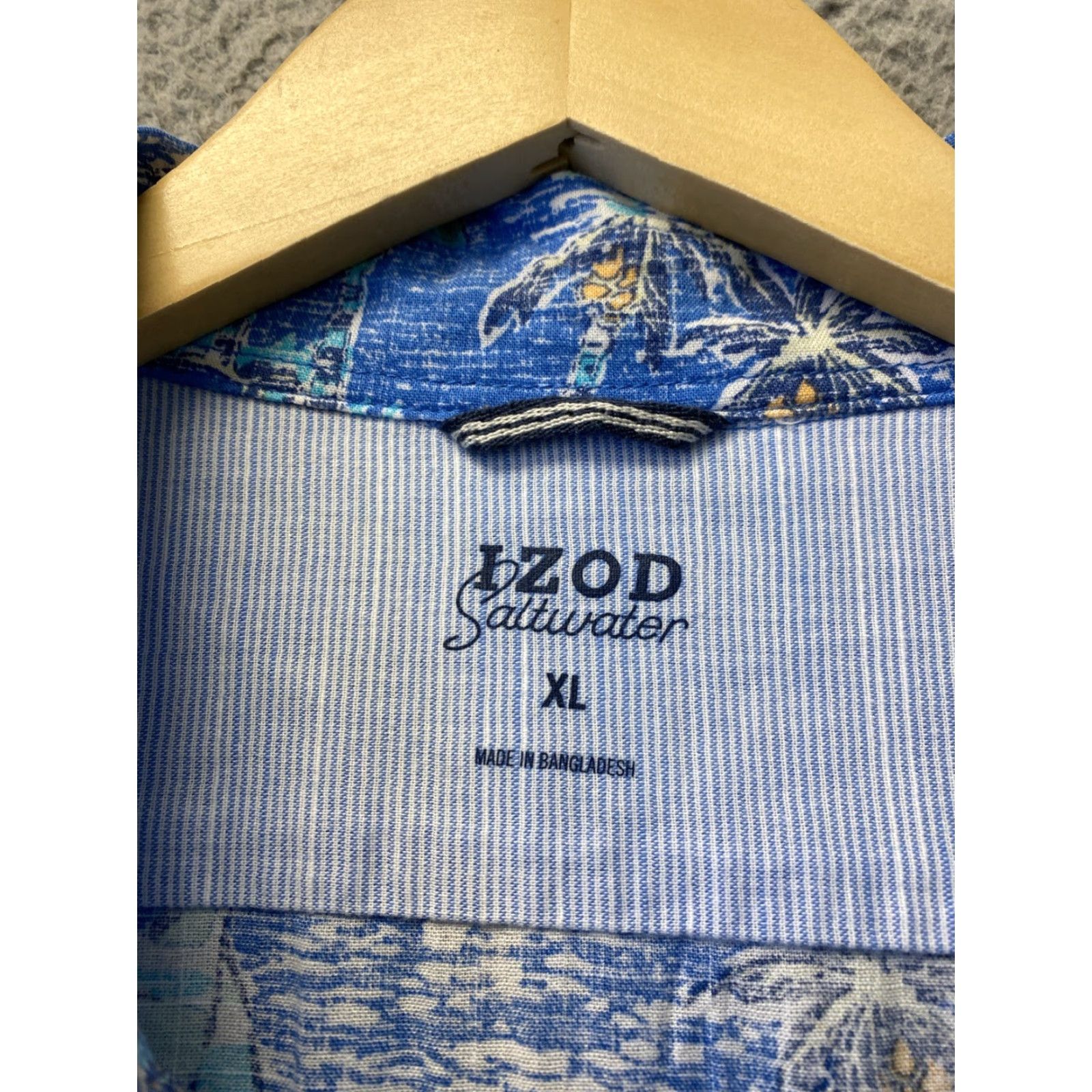 Izod VINTAGE IZOD Saltwater Shirt Men’s XL Blue Casual Short Sleeve Button Down Size US XL / EU 56 / 4 - 2 Thumbnail