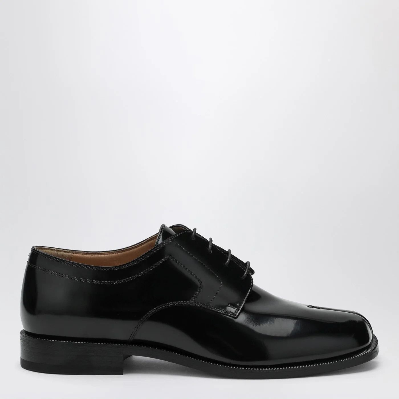 Maison Margiela o1d2blof0526 Tabi Lace-up Shoes in Black Size US 8 / EU 41 - 1 Thumbnail