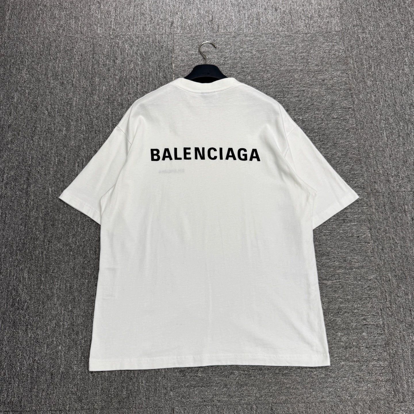 Balenciaga Balenciaga Embroidered Logo Short Sleeve T-Shirt S Size US S / EU 44-46 / 1 - 5 Thumbnail