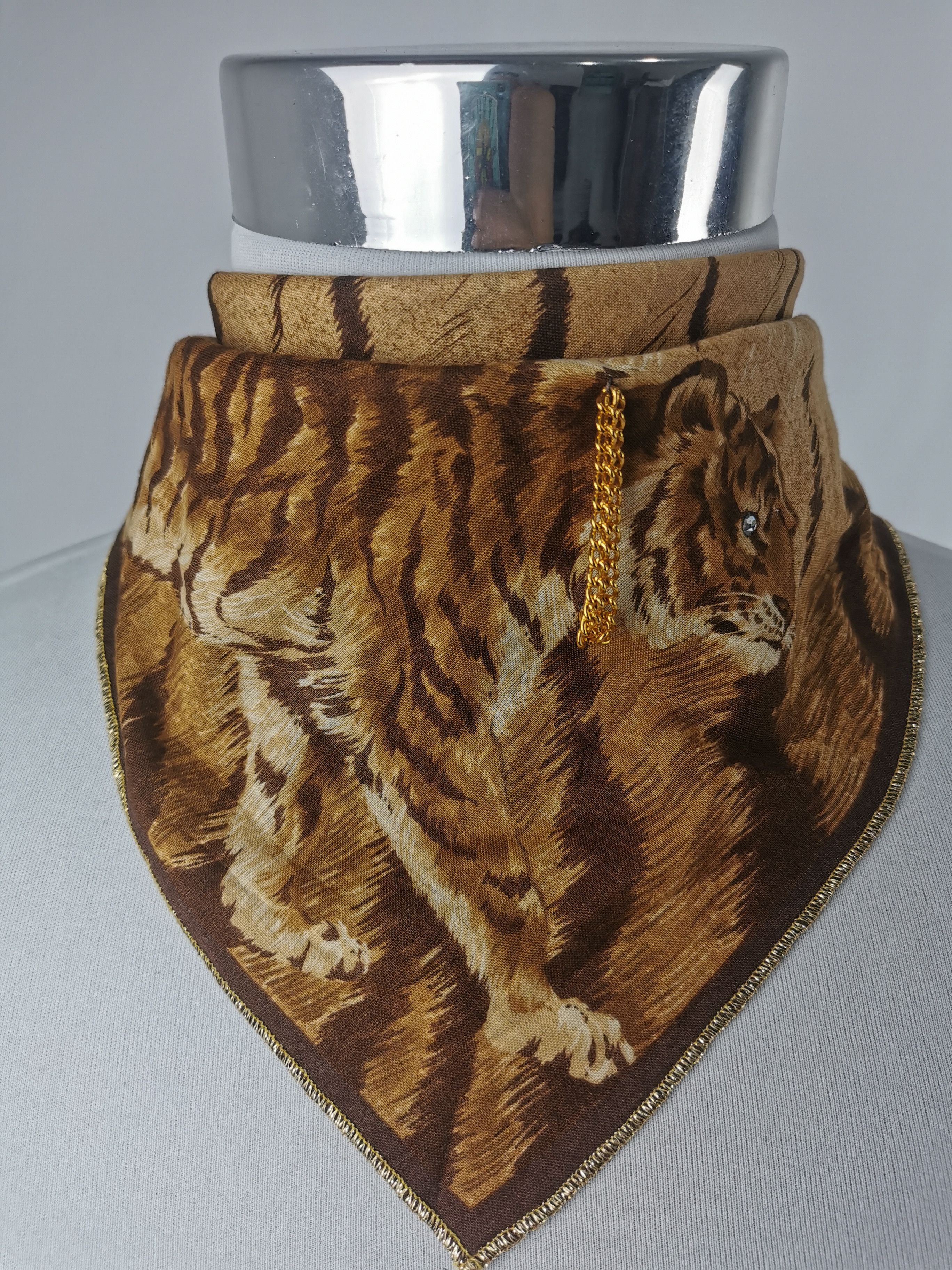 Japanese Brand Japanese brand tiger handkerchief bandana neckerchief Size ONE SIZE - 6 Thumbnail
