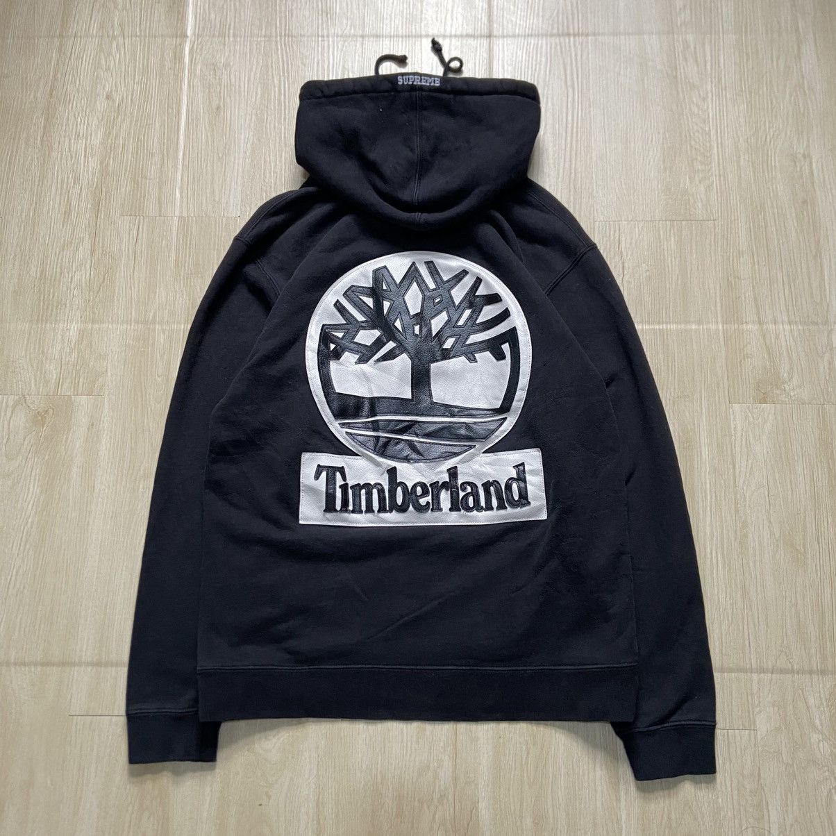 Supreme × Timberland Supreme Timberland Hoodie Black Medium Size US M / EU 48-50 / 2 - 1 Thumbnail