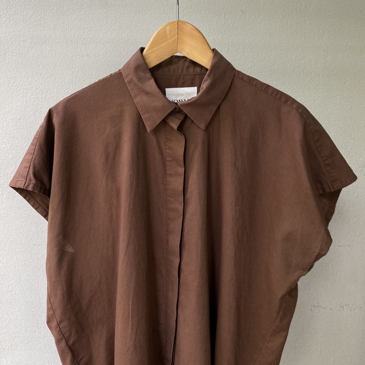 Norma Kamali Norma Kamali Brown Cap Sleeve Shirt Size M / US 6-8 / IT 42-44 - 16 Thumbnail