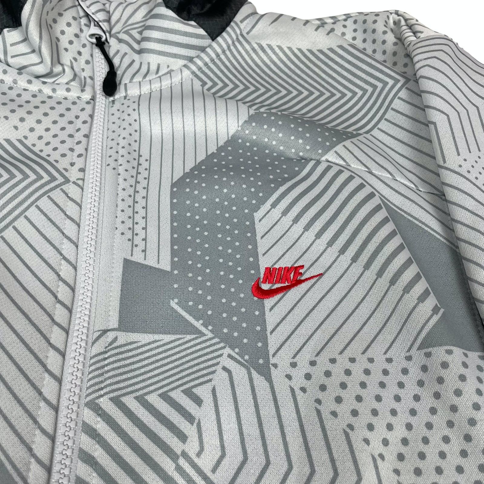 Nike × Vintage Nike Air Max Sportswear Mens White Long Sleeve Sweatshirt XL Size US XL / EU 56 / 4 - 3 Thumbnail